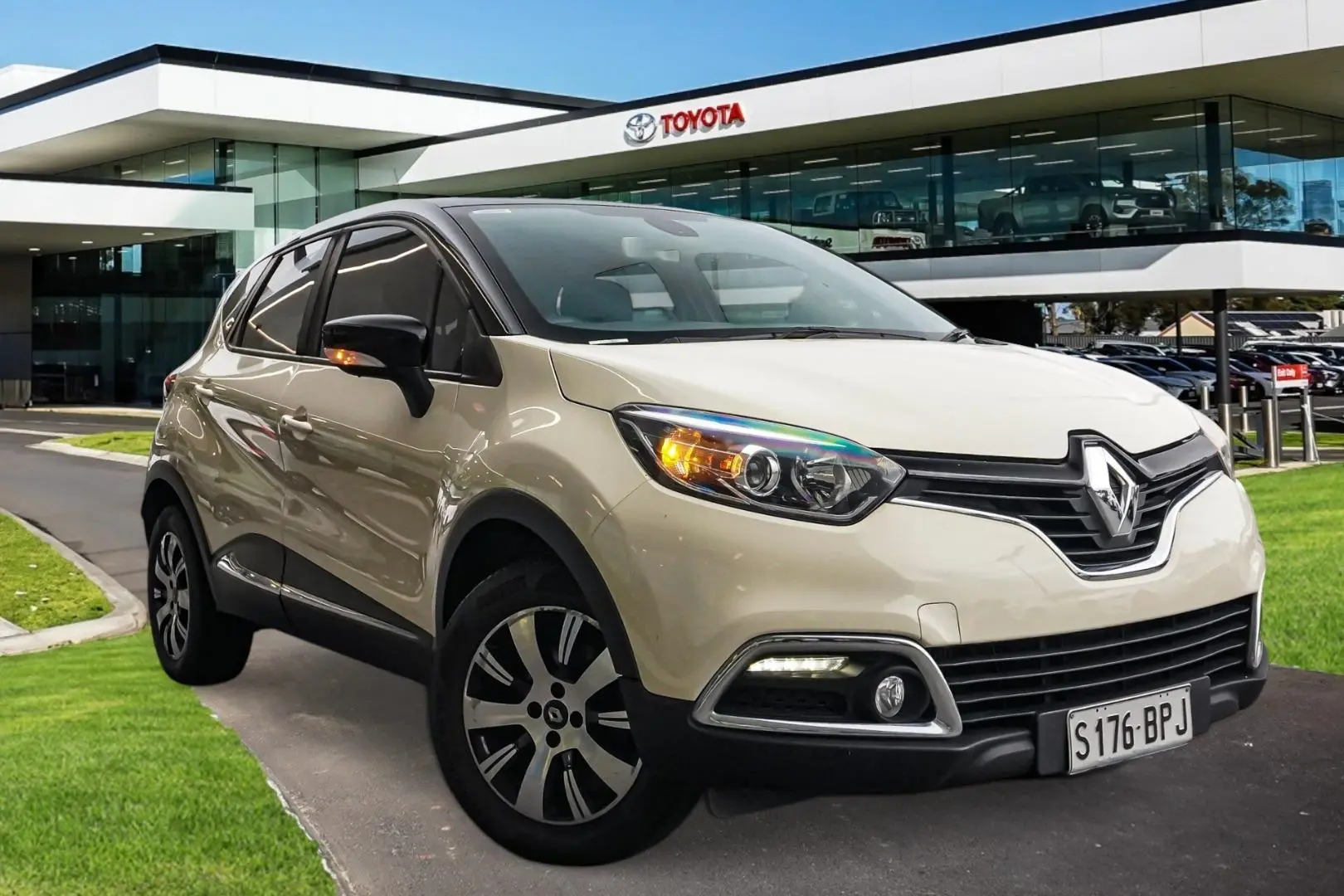 2017 Renault Captur Image