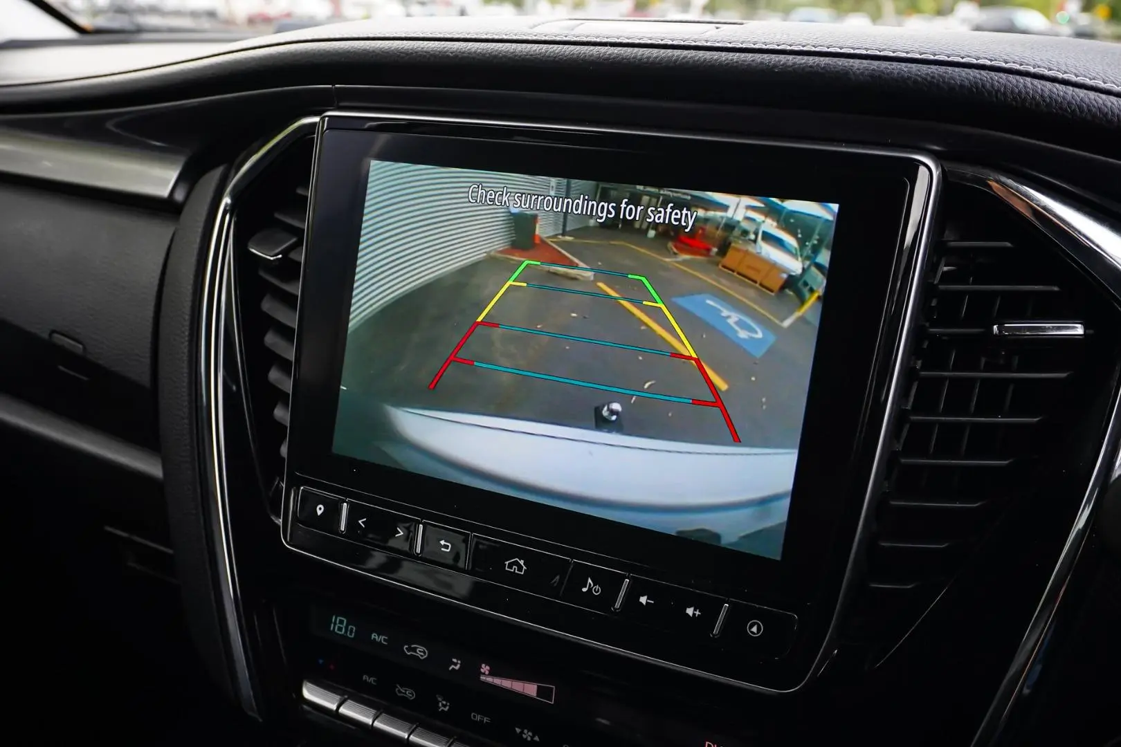 2022 Isuzu MU-X Gallery Image 27