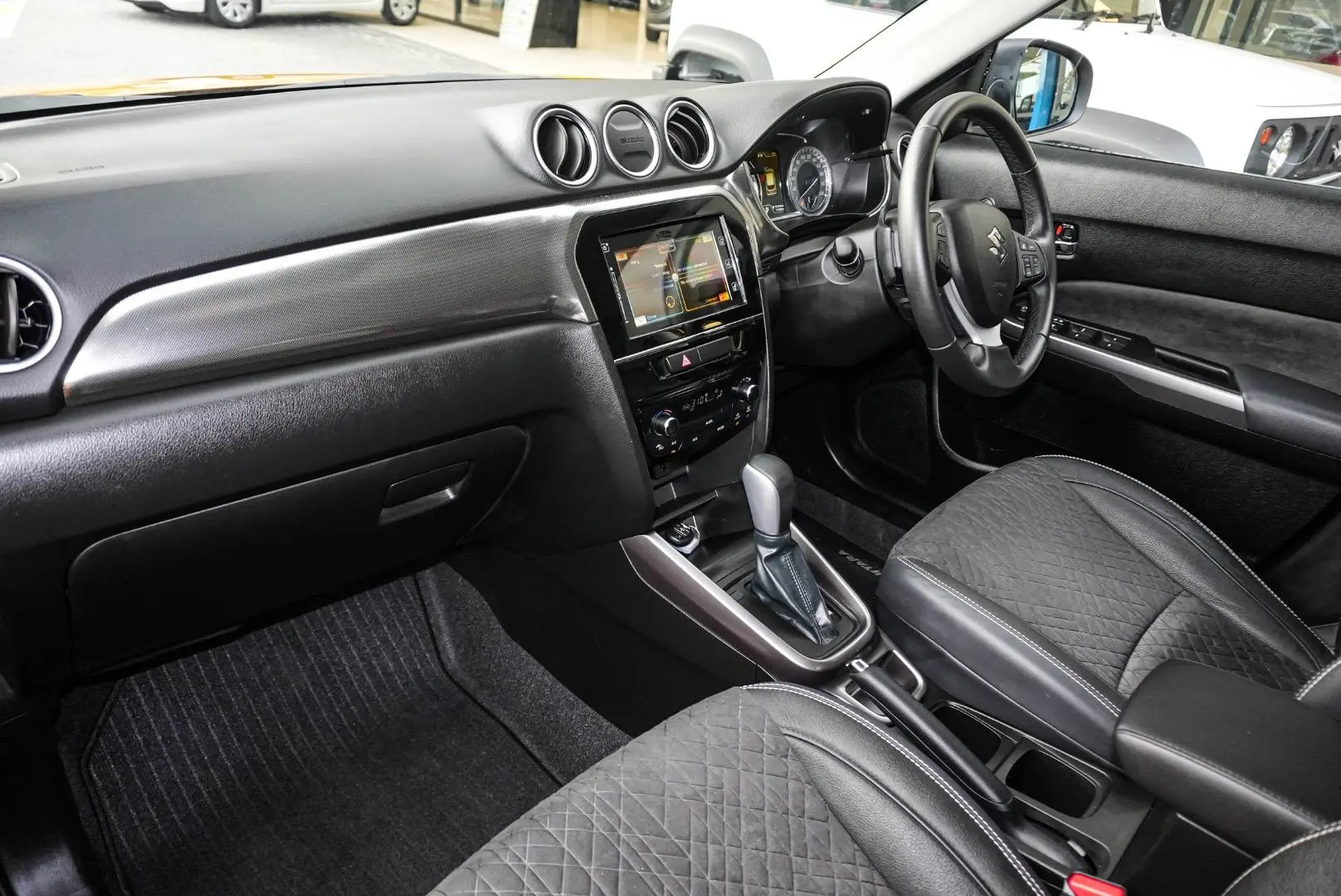2023 Suzuki Vitara Gallery Image 10