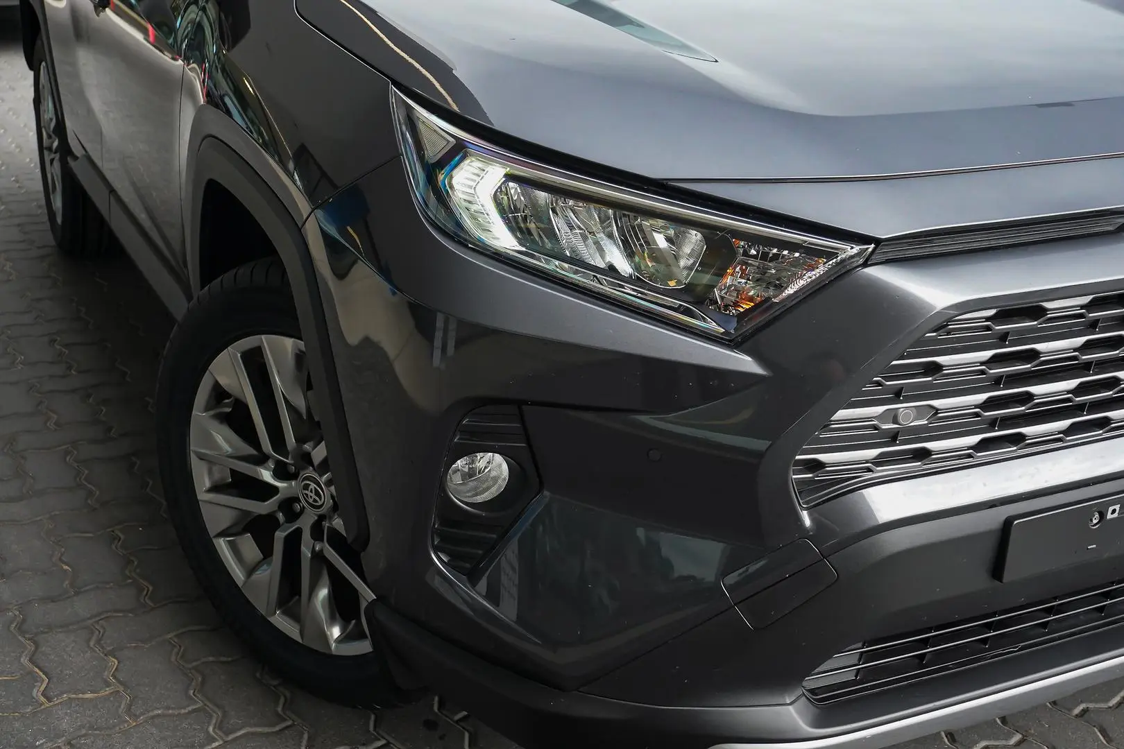 2021 Toyota RAV4 Gallery Image 10