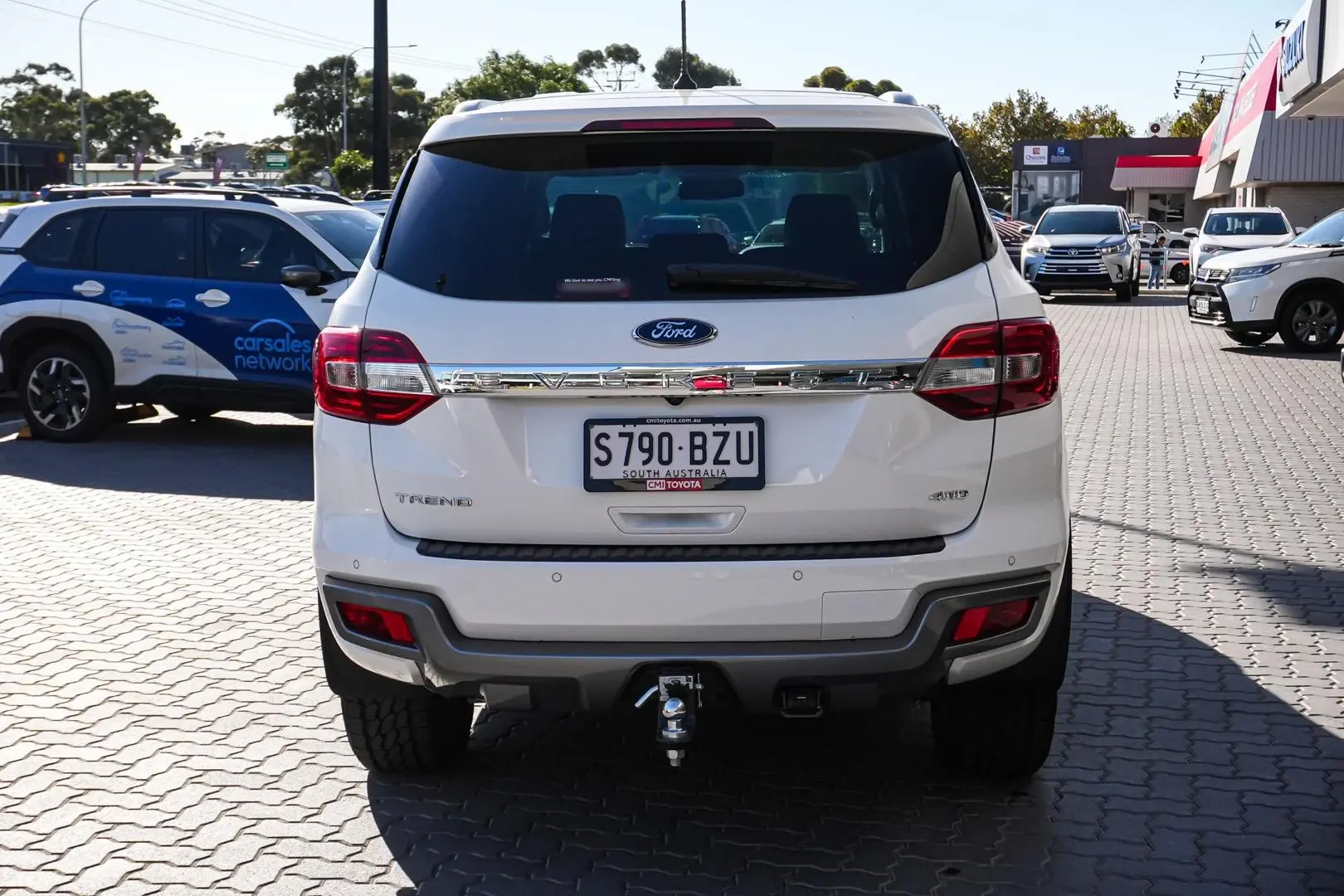 2019 Ford Everest Gallery Image 6