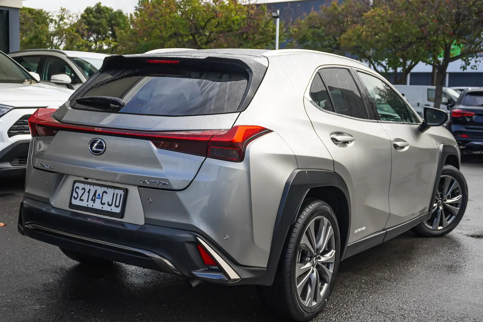 2021 Lexus UX Gallery Image 3