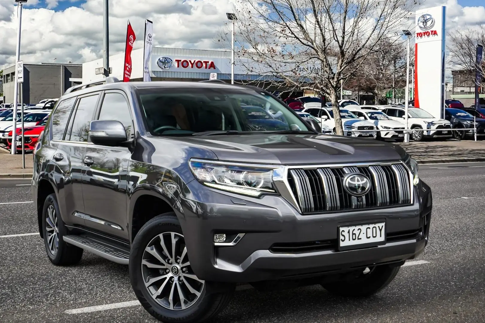 2022 Toyota Landcruiser Prado Image