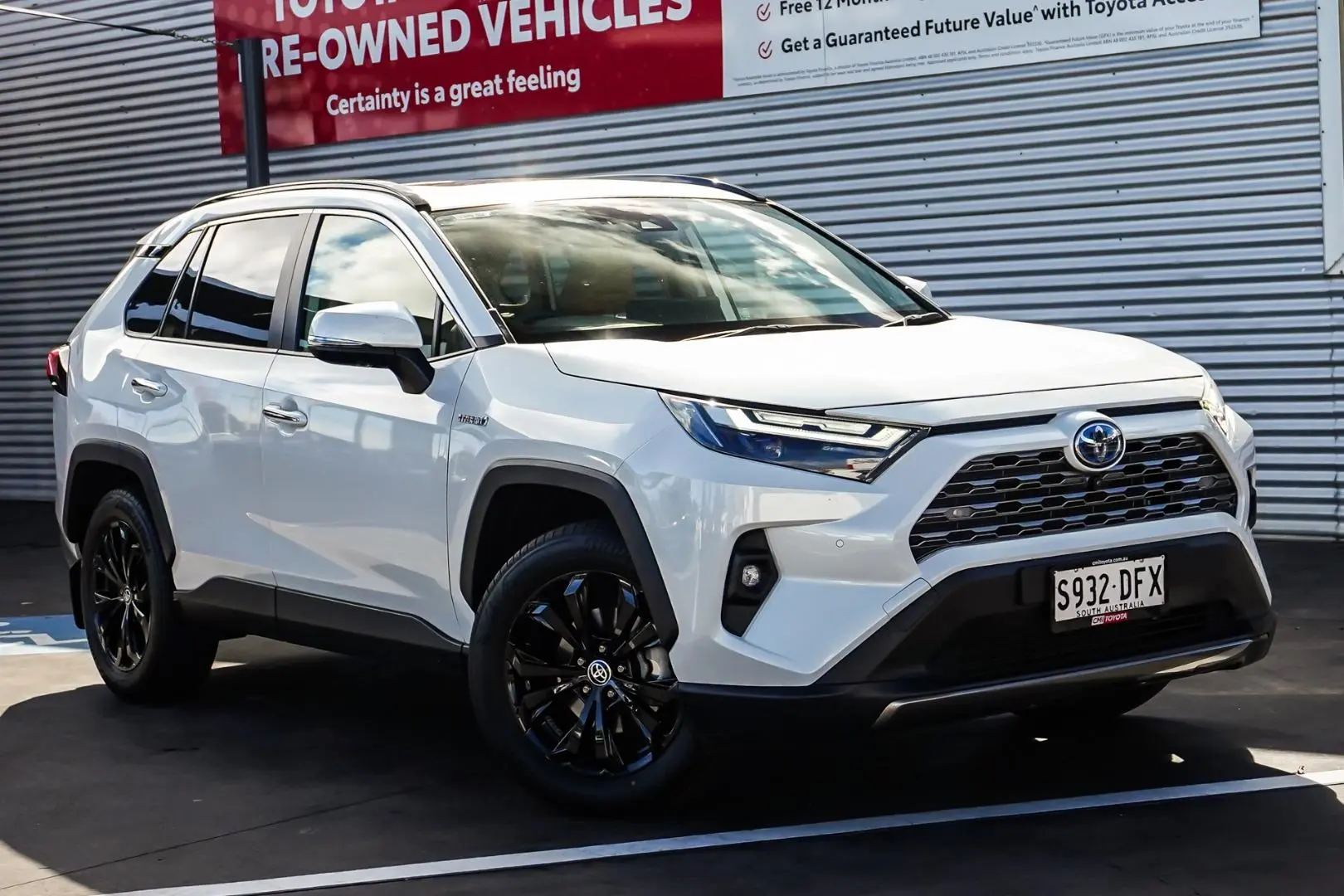 2023 Toyota RAV4 Gallery Image 1