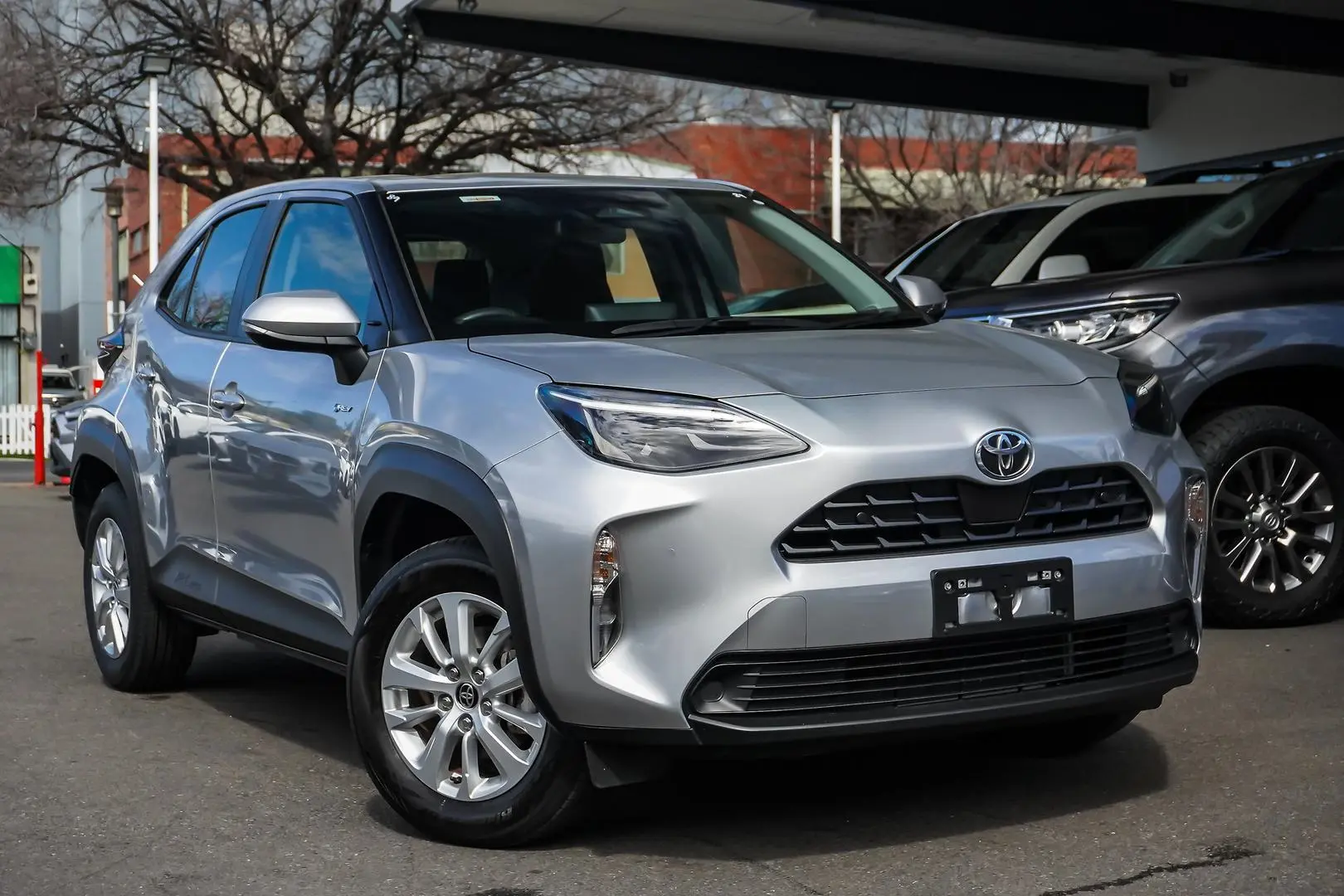 2025 Toyota Yaris Cross Gallery Image 2