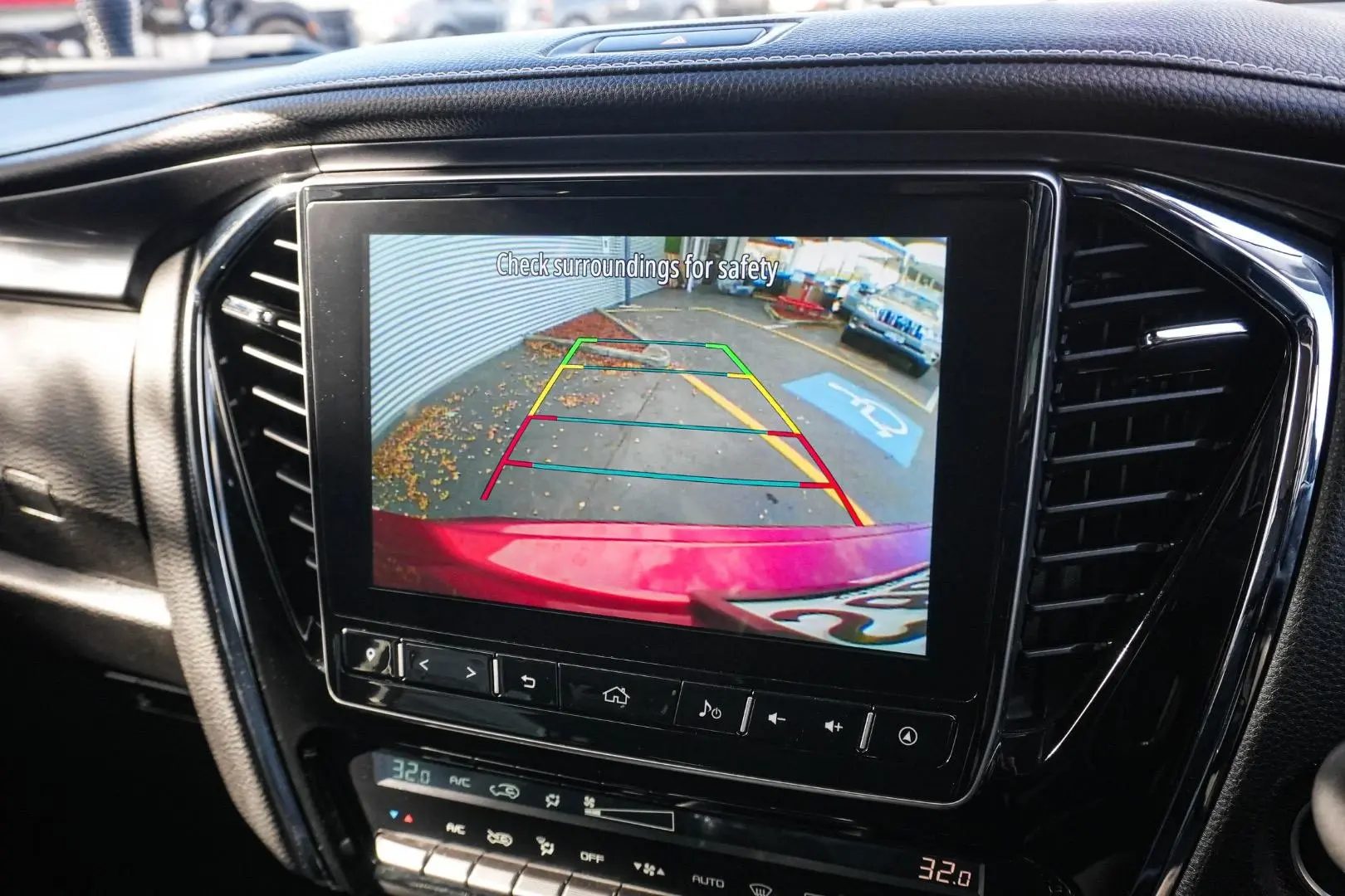 2022 Isuzu MU-X Gallery Image 24