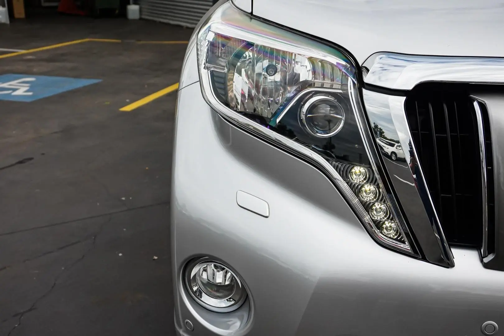 2016 Toyota Landcruiser Prado Gallery Image 14