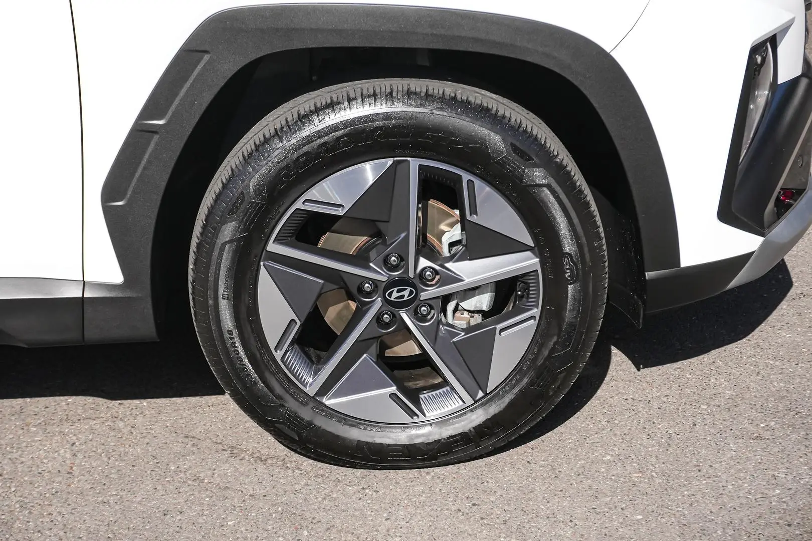 2024 Hyundai Tucson Gallery Image 13