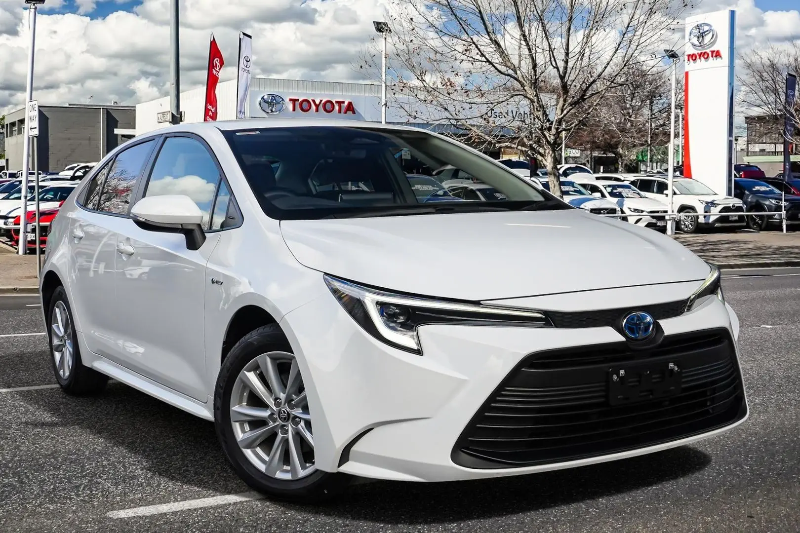 2025 Toyota Corolla Gallery Image 1