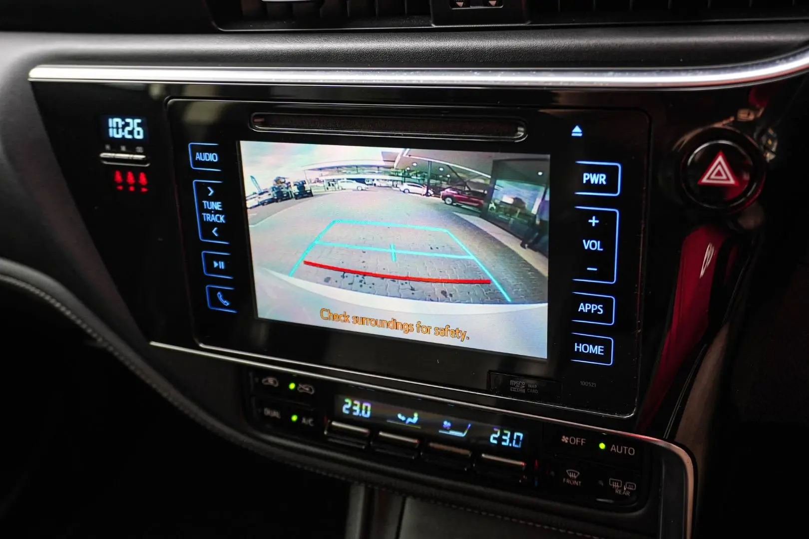 2017 Toyota Corolla Gallery Image 22