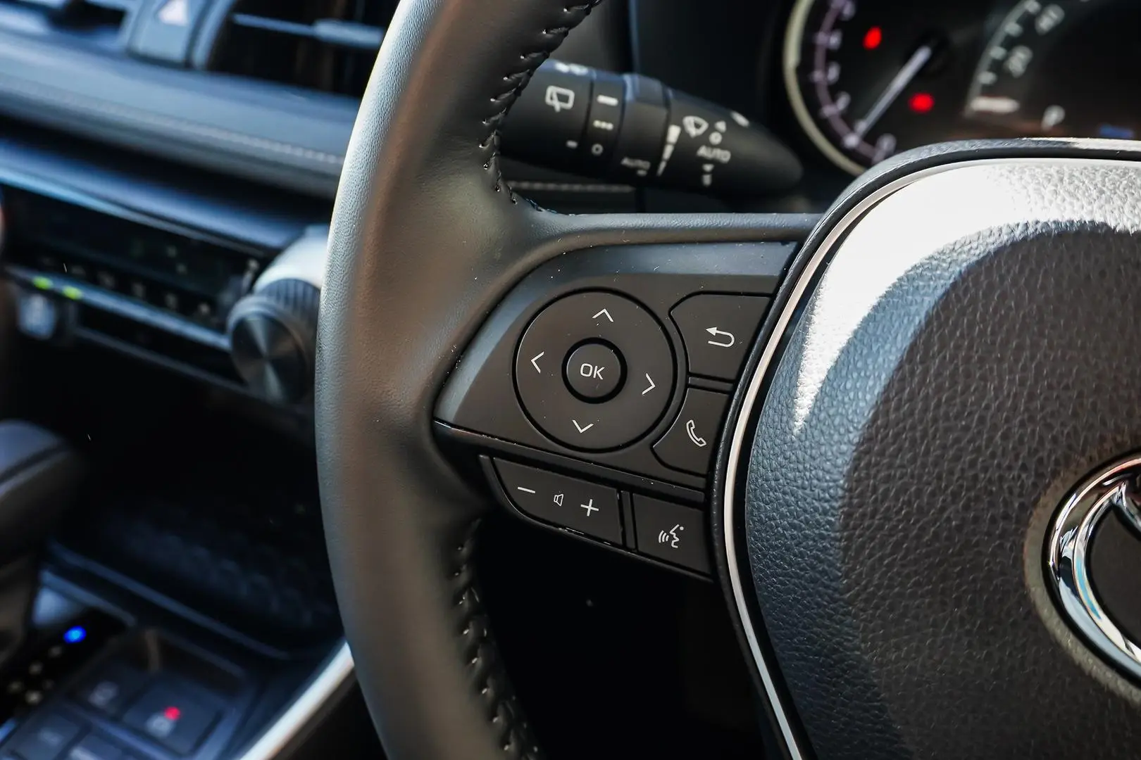 2024 Toyota RAV4 Gallery Image 18