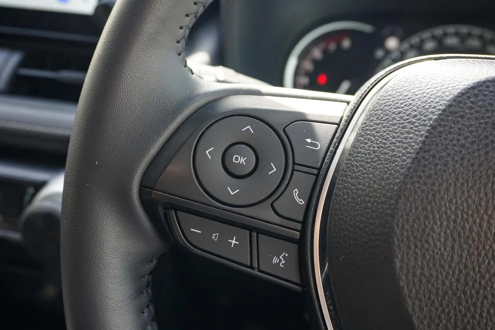 2023 Toyota RAV4 Gallery Image 18