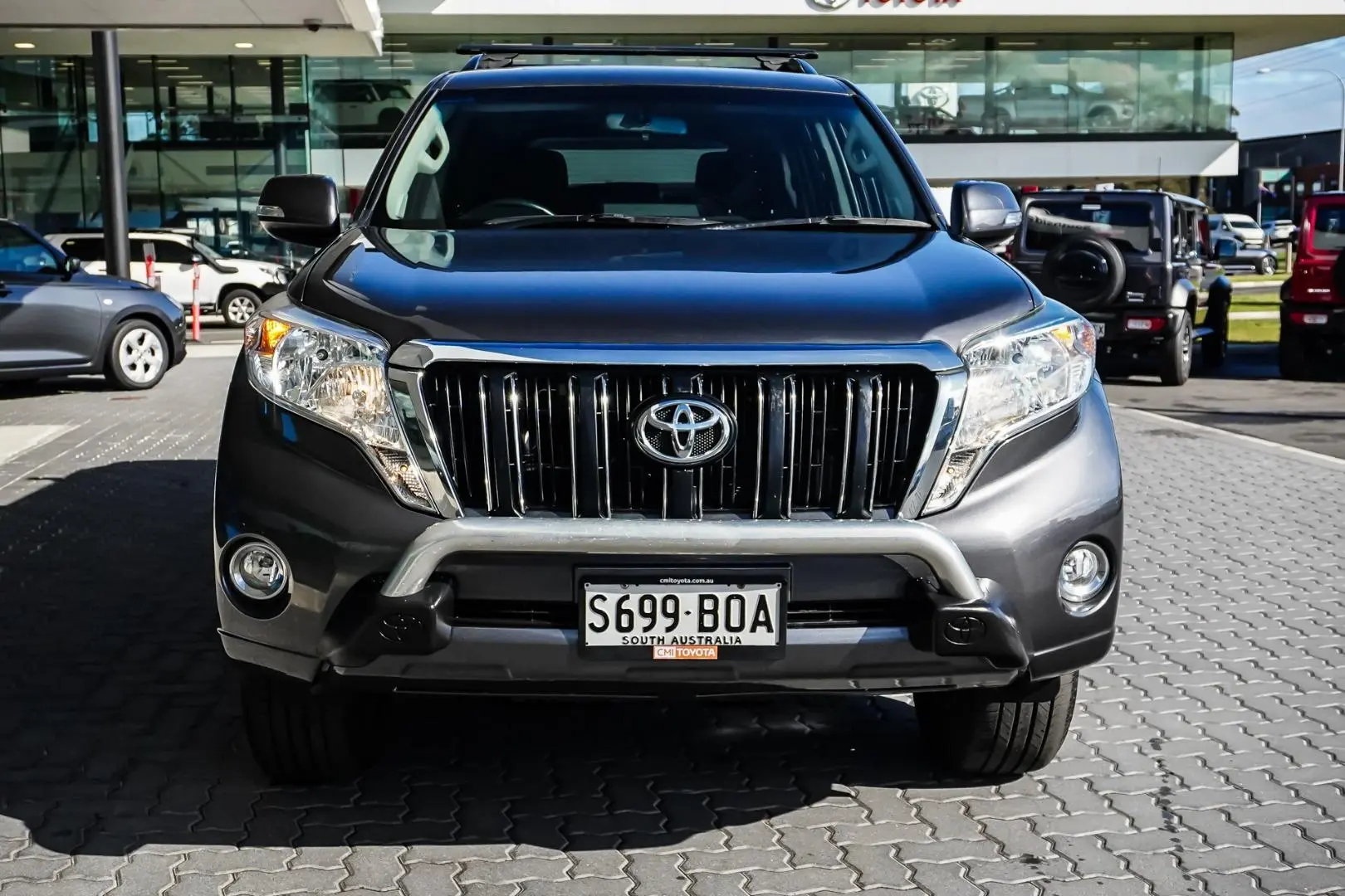 2017 Toyota Landcruiser Prado Gallery Image 5