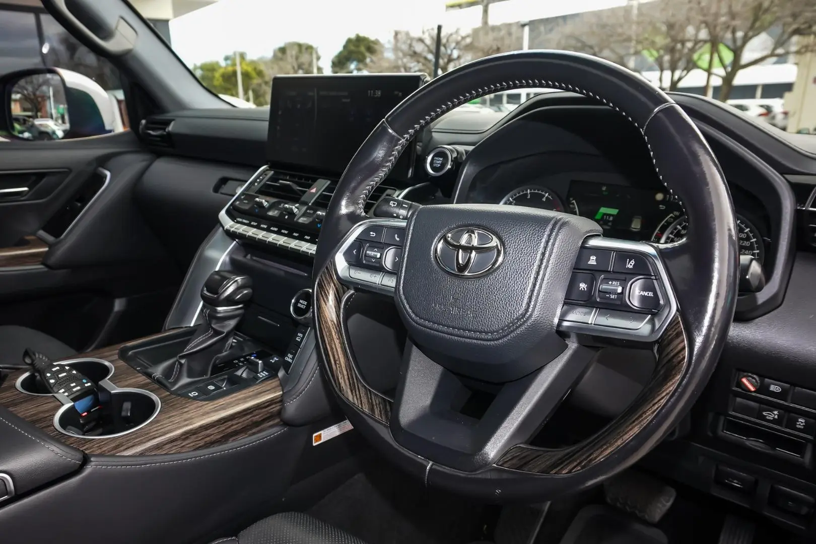 2022 Toyota Landcruiser Gallery Image 7