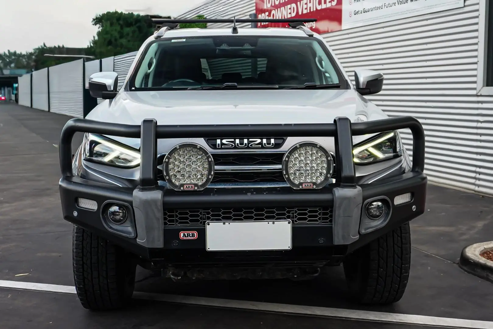 2022 Isuzu MU-X Gallery Image 5