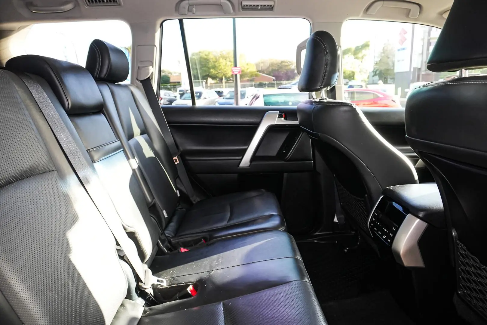 2020 Toyota Landcruiser Prado Gallery Image 14