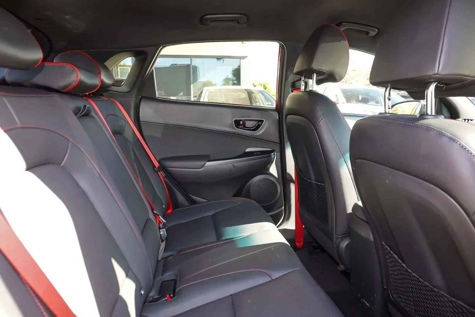 2018 Hyundai Kona Gallery Image 6