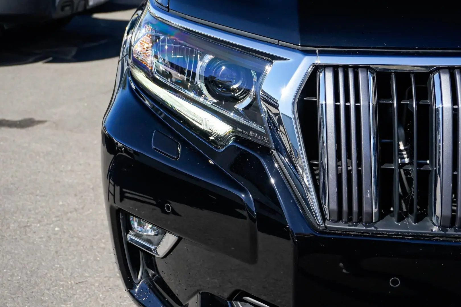 2023 Toyota Landcruiser Prado Gallery Image 12