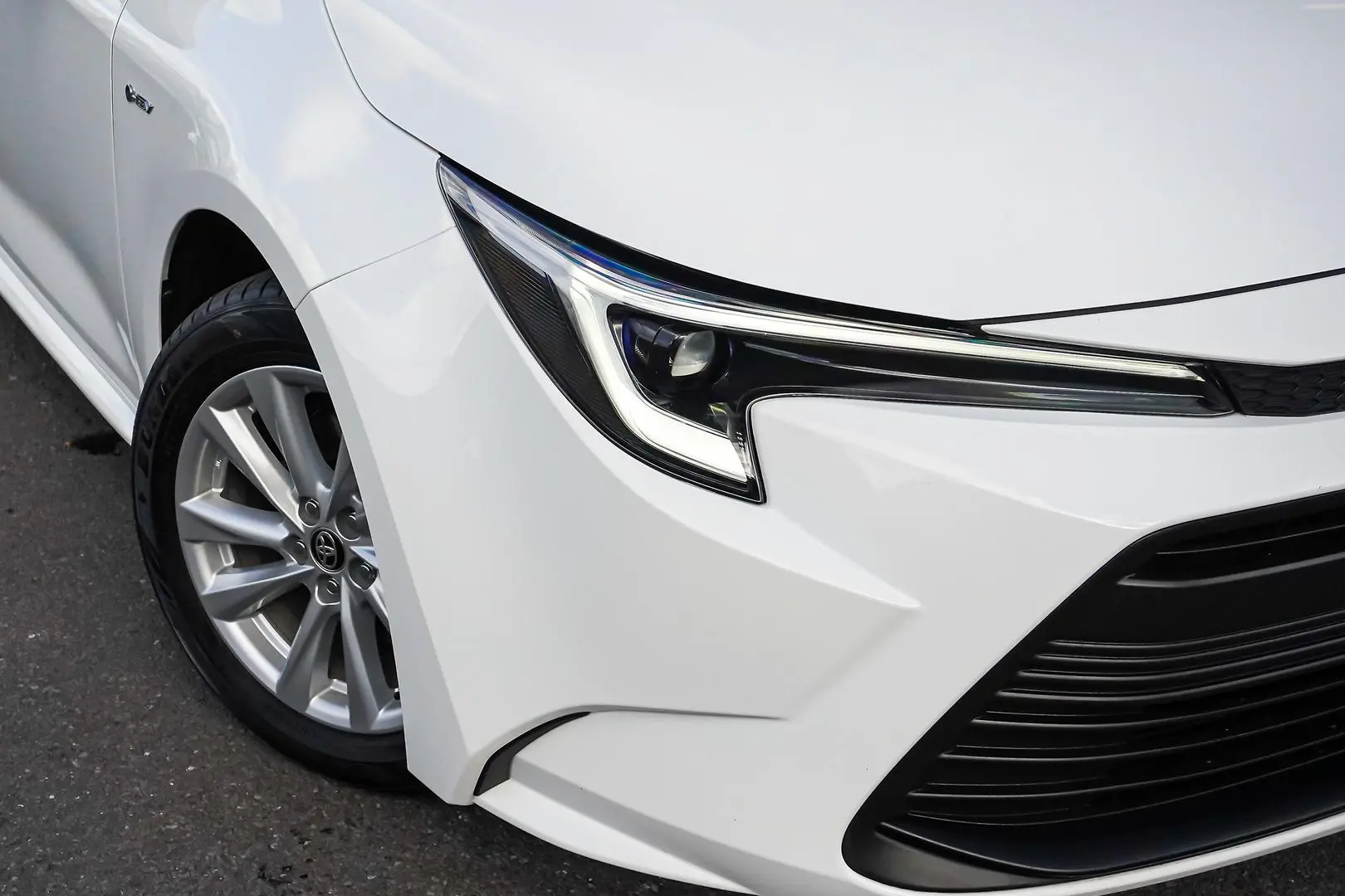 2025 Toyota Corolla Gallery Image 10