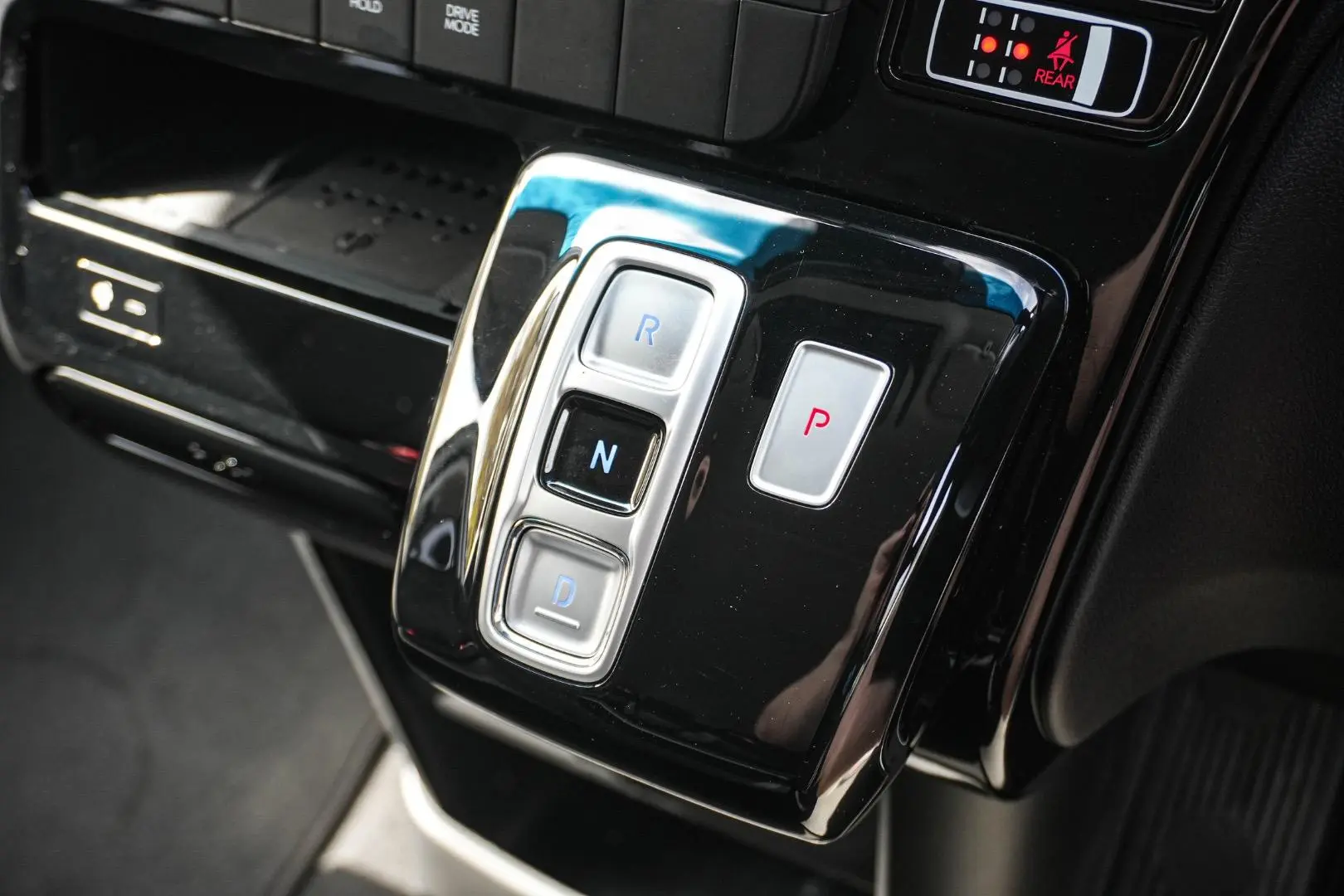 2022 Hyundai STARIA Gallery Image 19