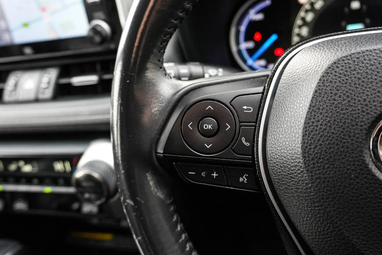 2019 Toyota RAV4 Gallery Image 20