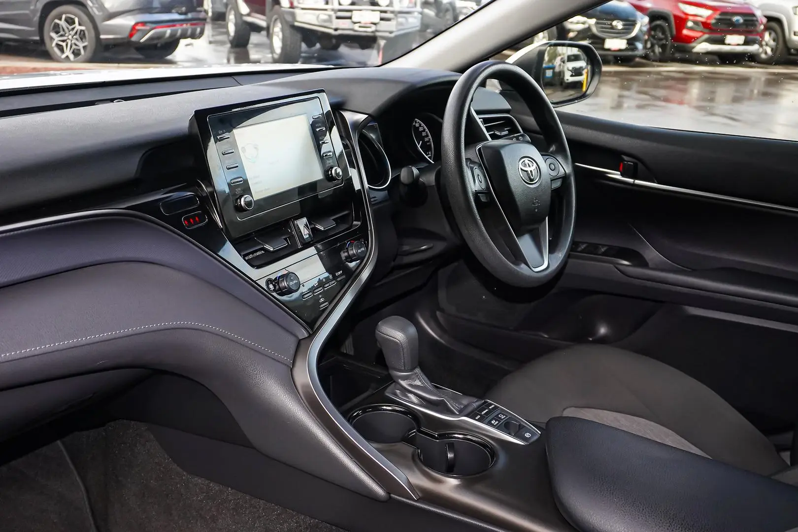 2024 Toyota Camry Gallery Image 10