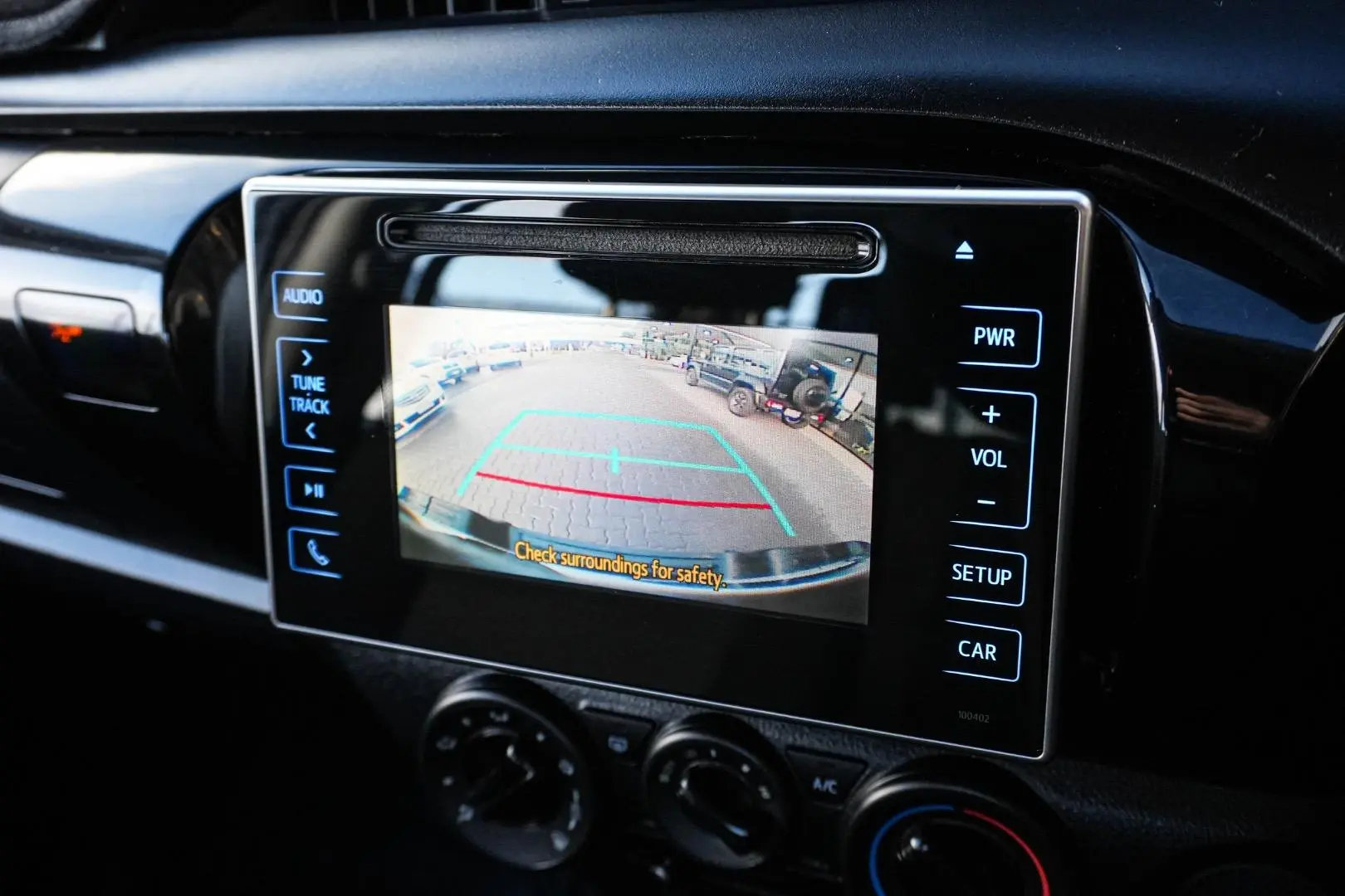 2020 Toyota Hilux Gallery Image 22