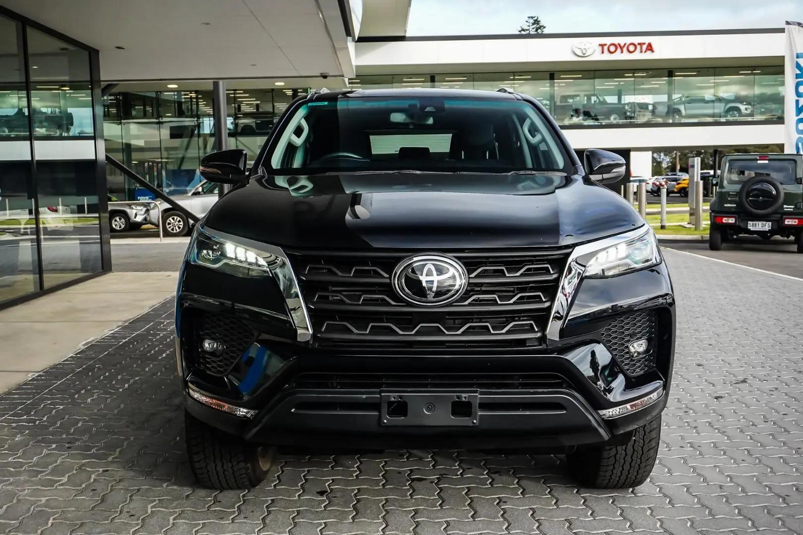 2021 Toyota Fortuner Gallery Image 4