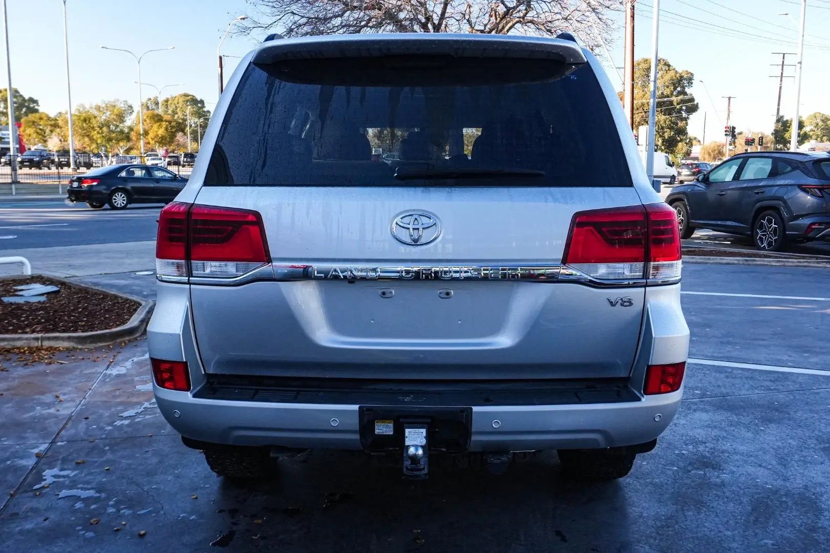 2018 Toyota Landcruiser Gallery Image 6