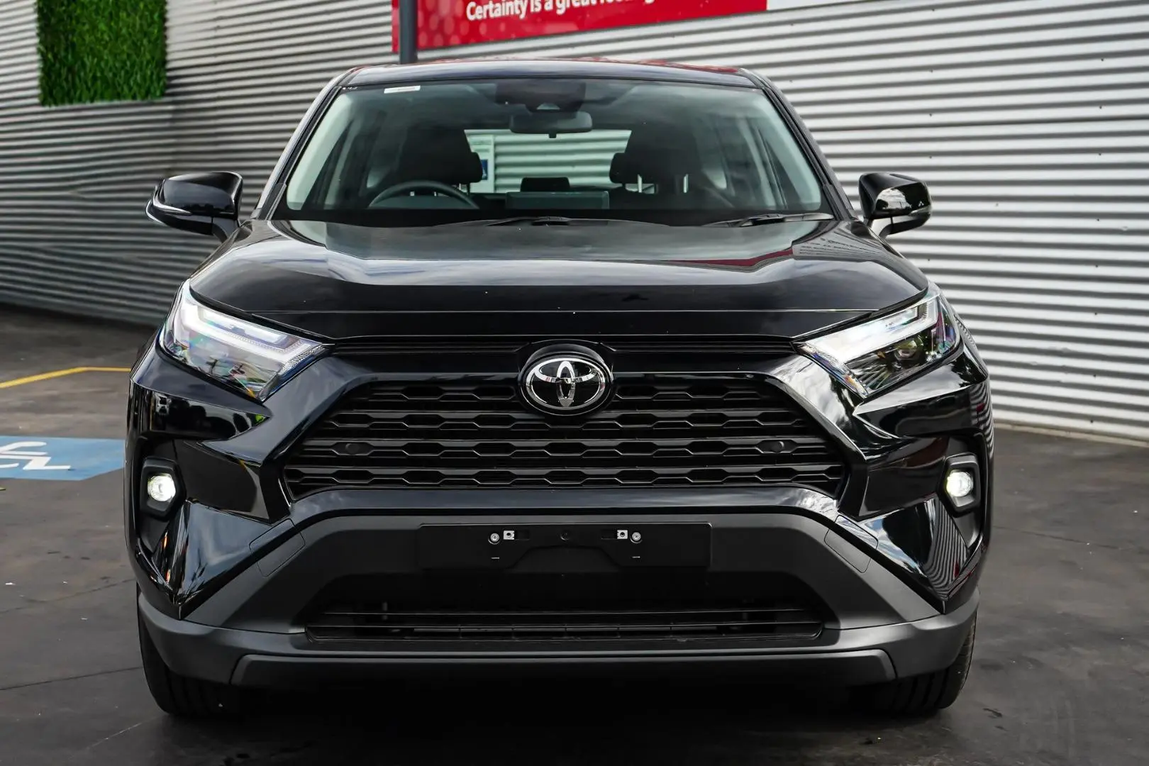 2025 Toyota RAV4 Gallery Image 5