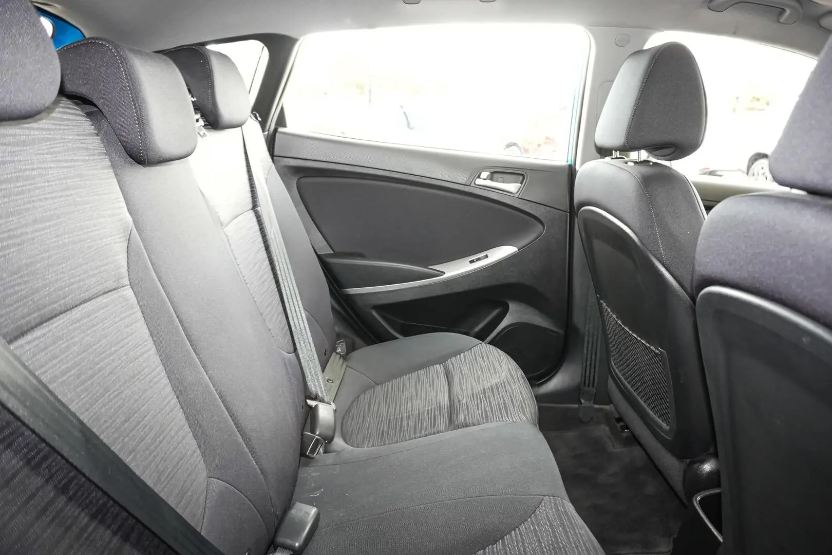 2018 Hyundai Accent Gallery Image 9