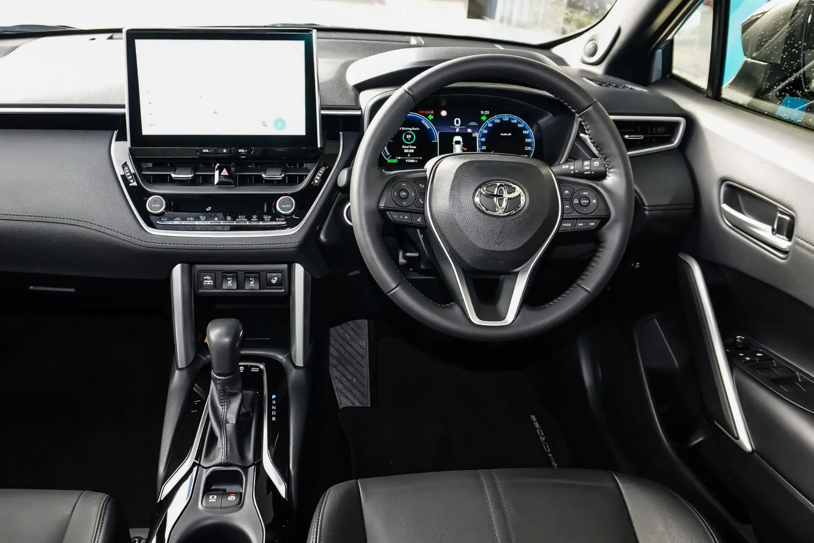 2023 Toyota Corolla Cross Gallery Image 10
