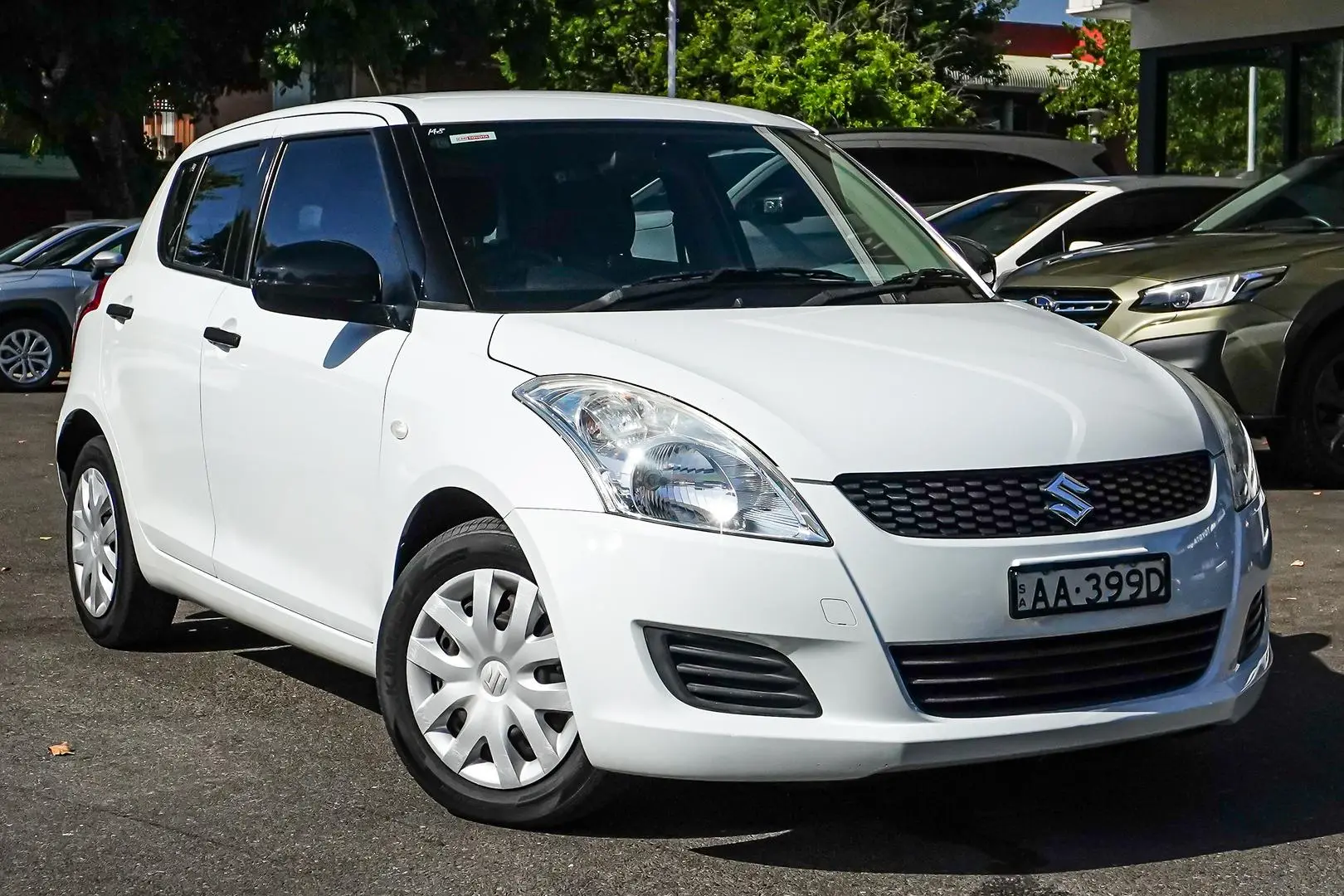 2013 Suzuki Swift Gallery Image 2