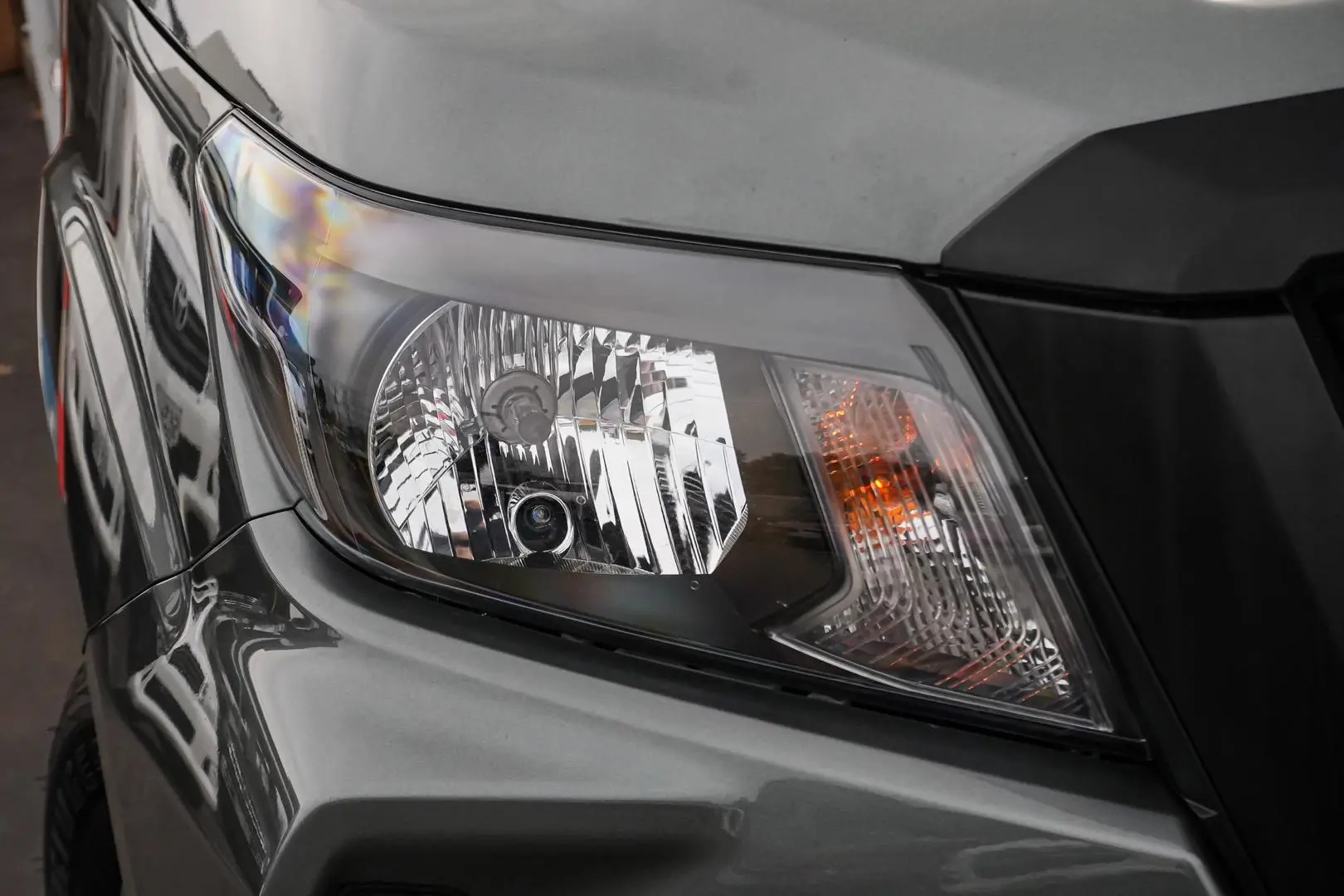 2022 Nissan Navara Gallery Image 7