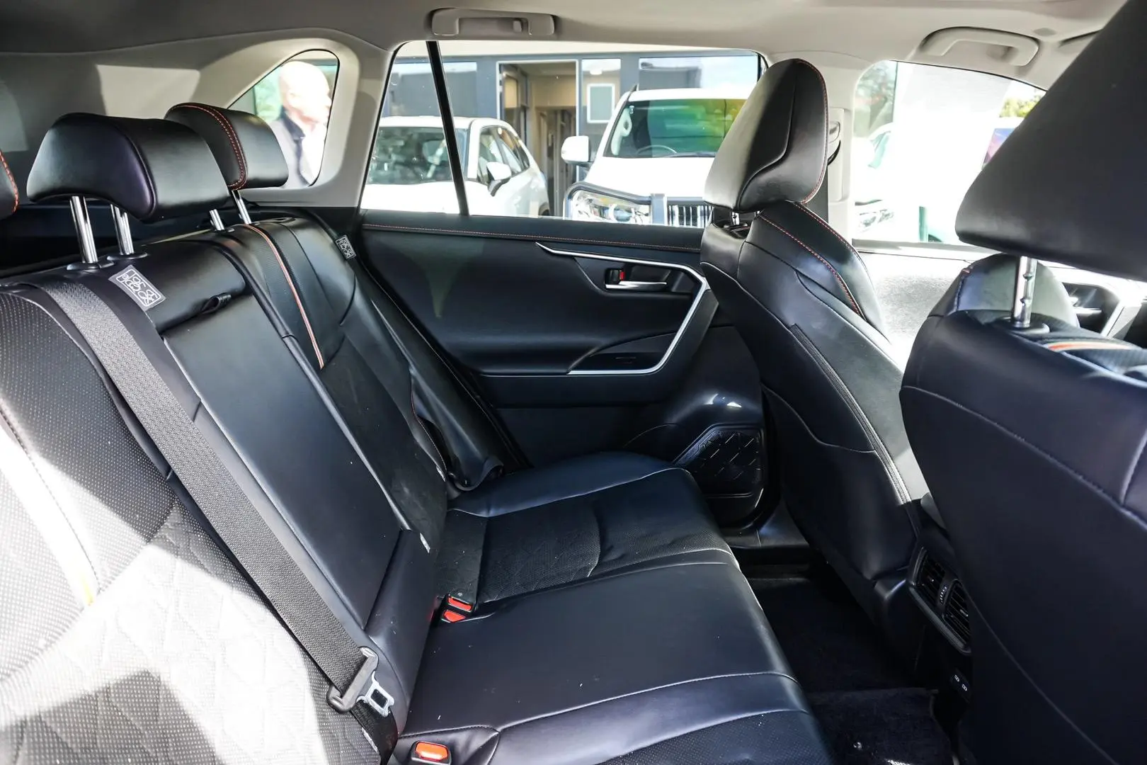 2023 Toyota RAV4 Gallery Image 8