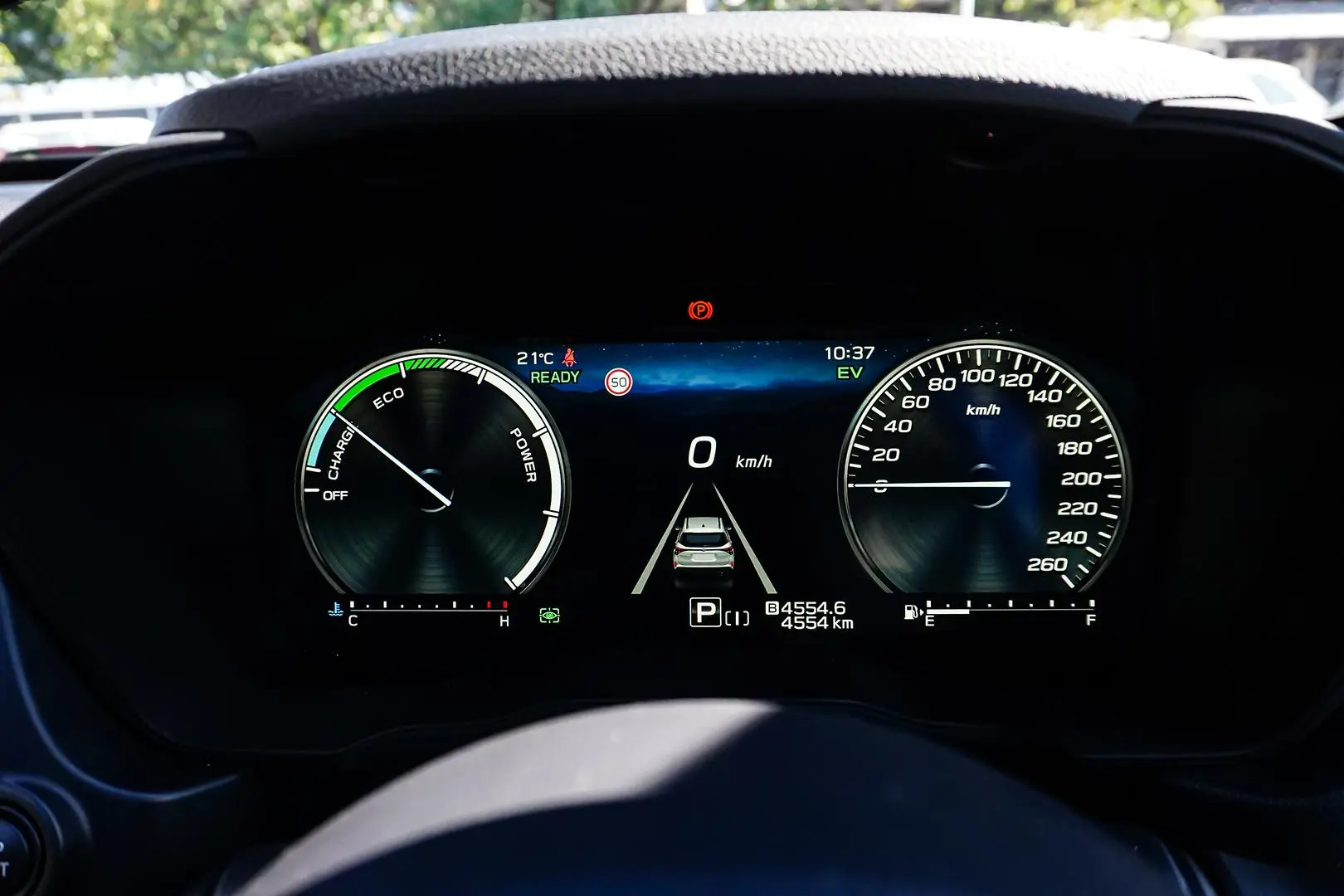 2025 Subaru Forester Gallery Image 17