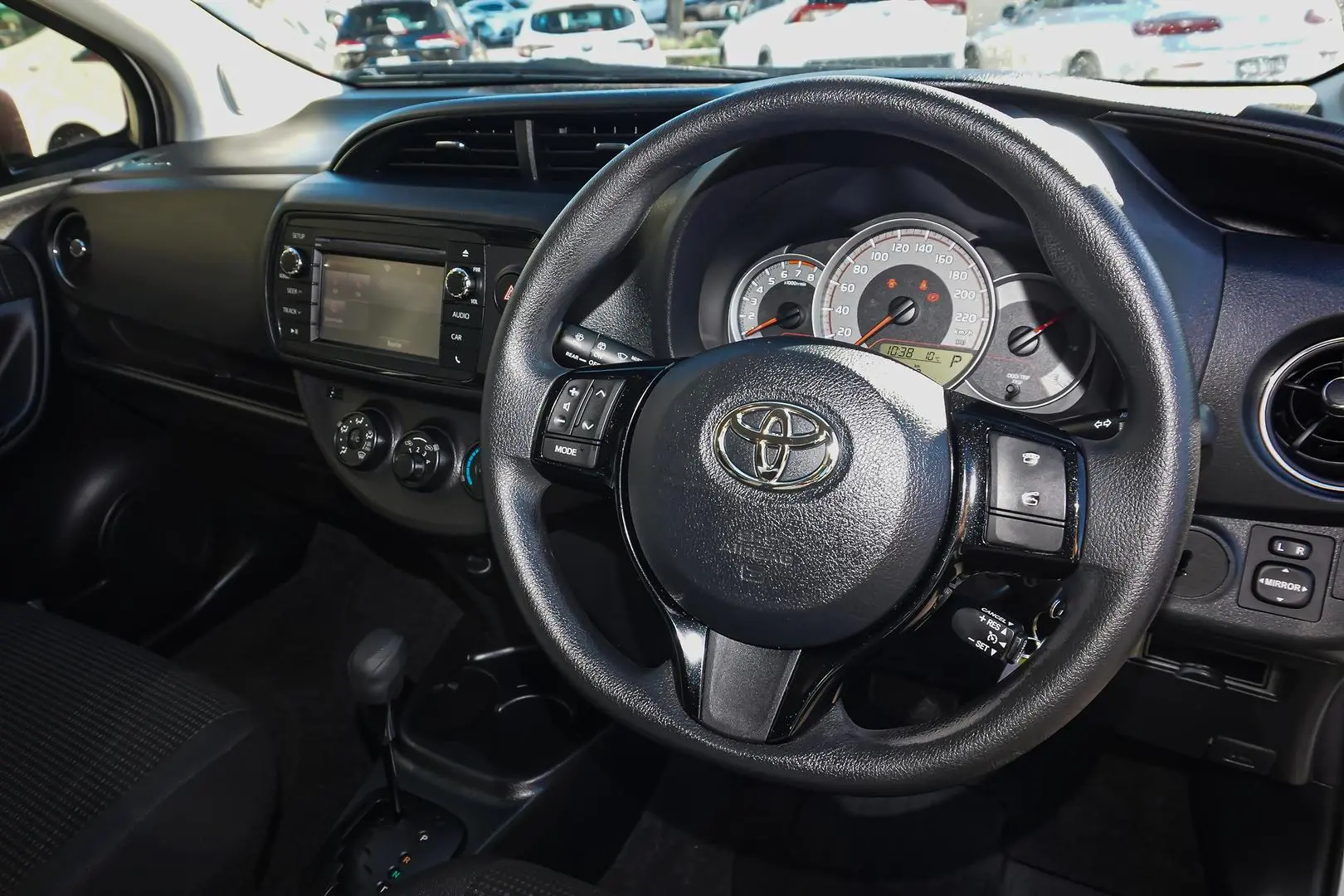 2019 Toyota Yaris Gallery Image 7