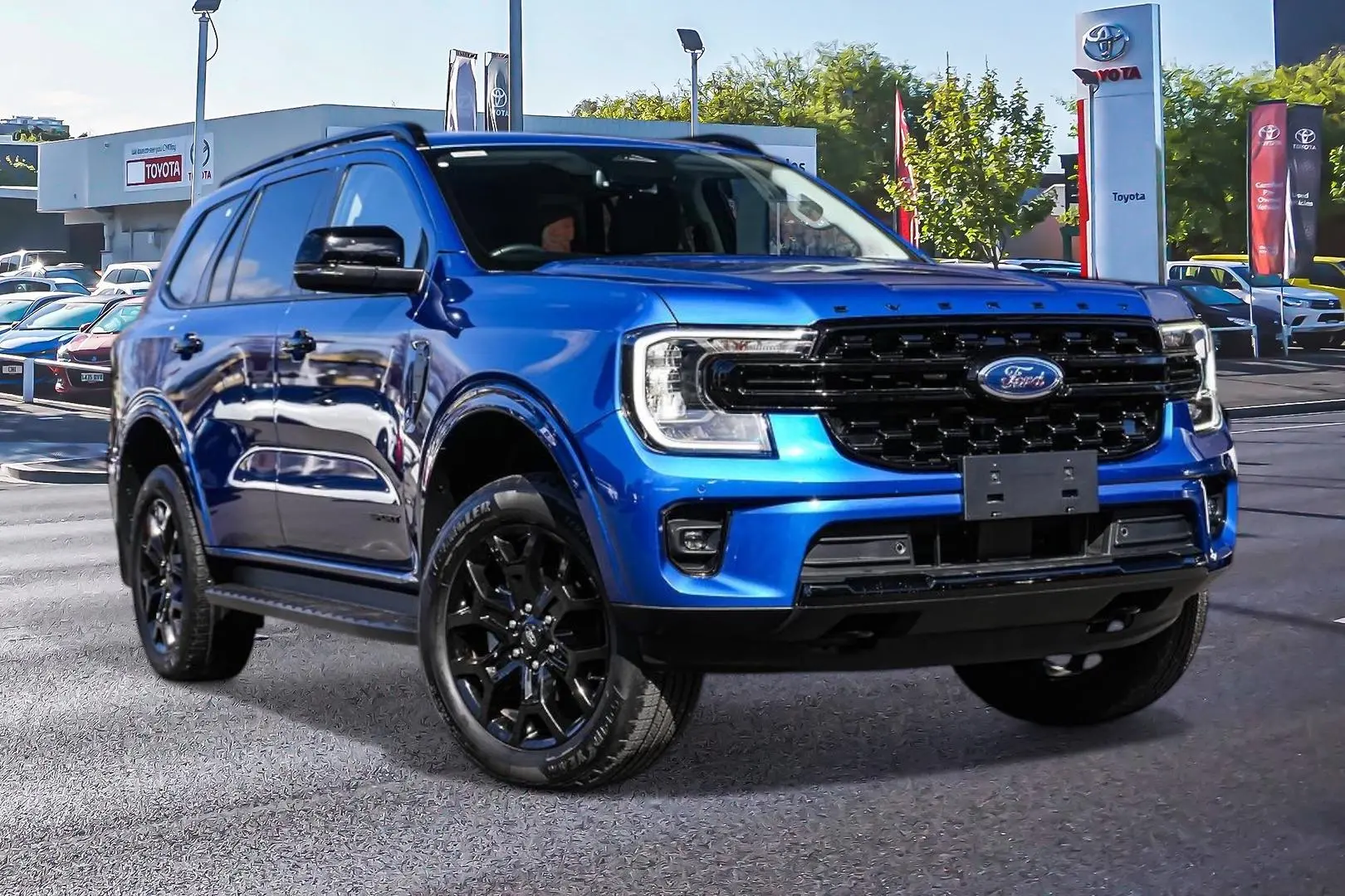 2024 Ford Everest Gallery Image 1