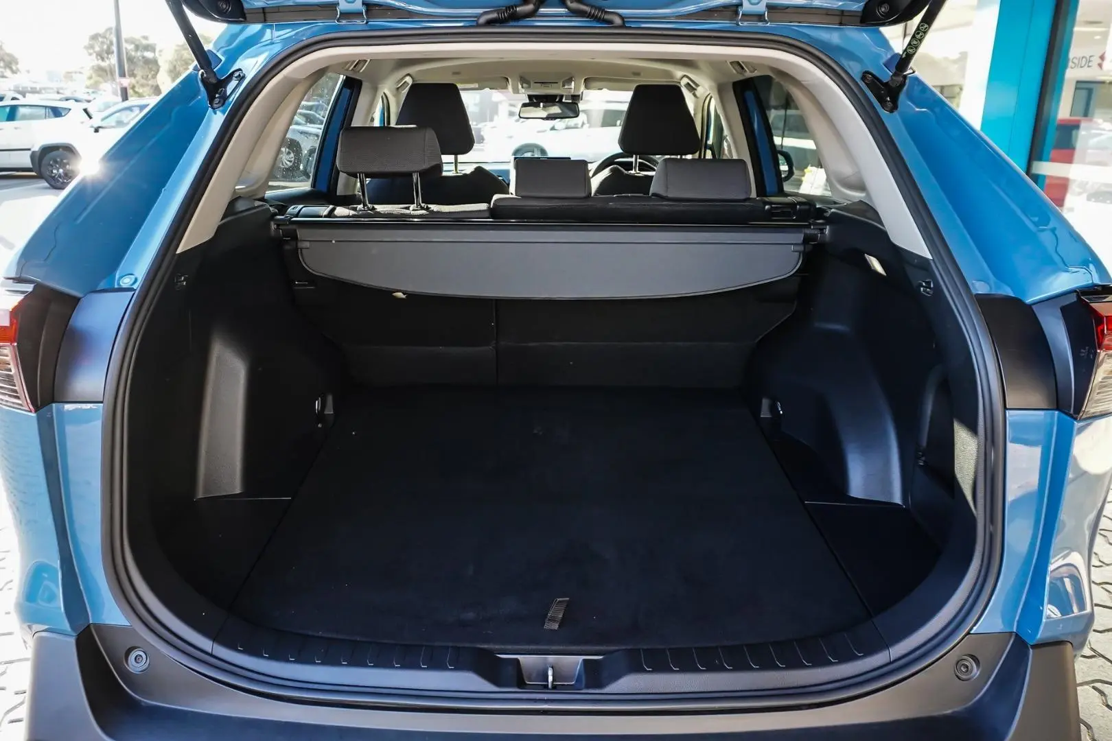 2024 Toyota RAV4 Gallery Image 9