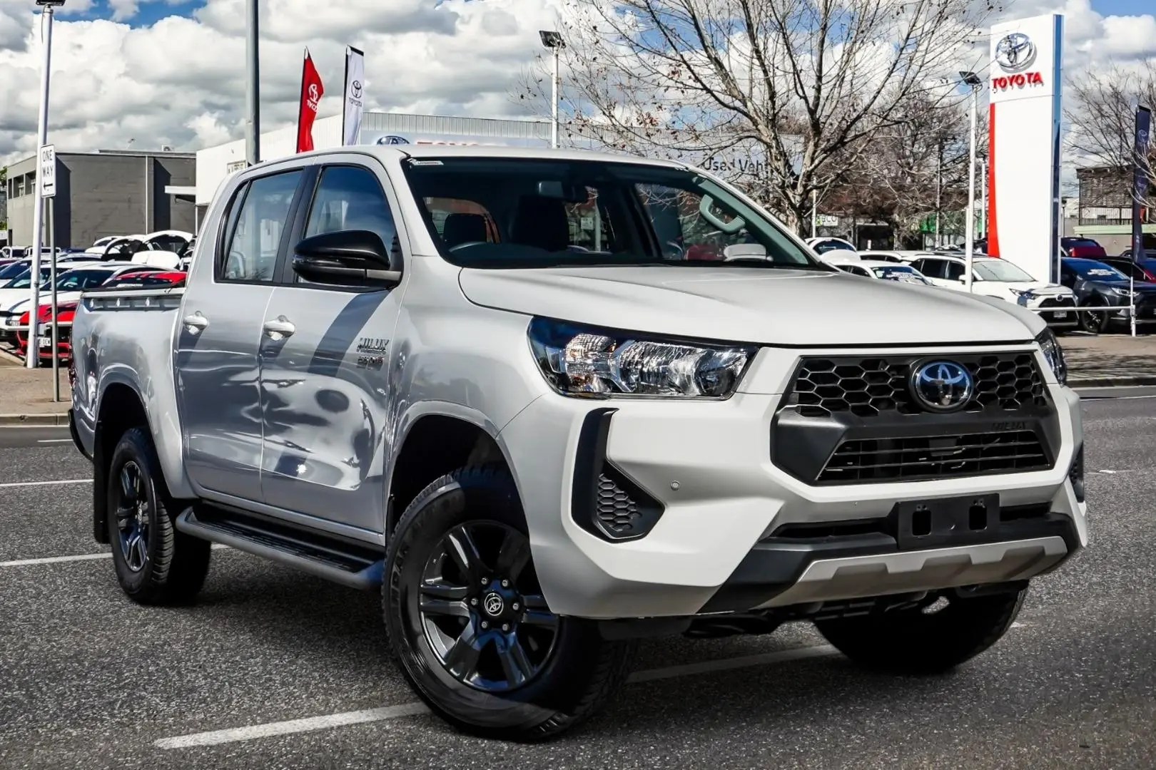2024 Toyota Hilux Image