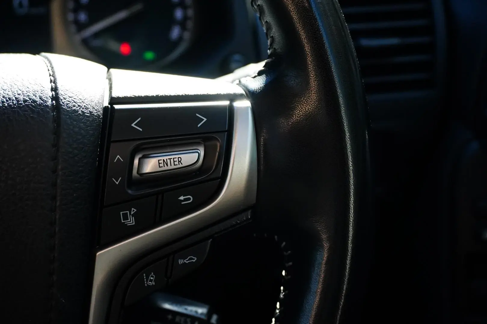 2022 Toyota Landcruiser Prado Gallery Image 21