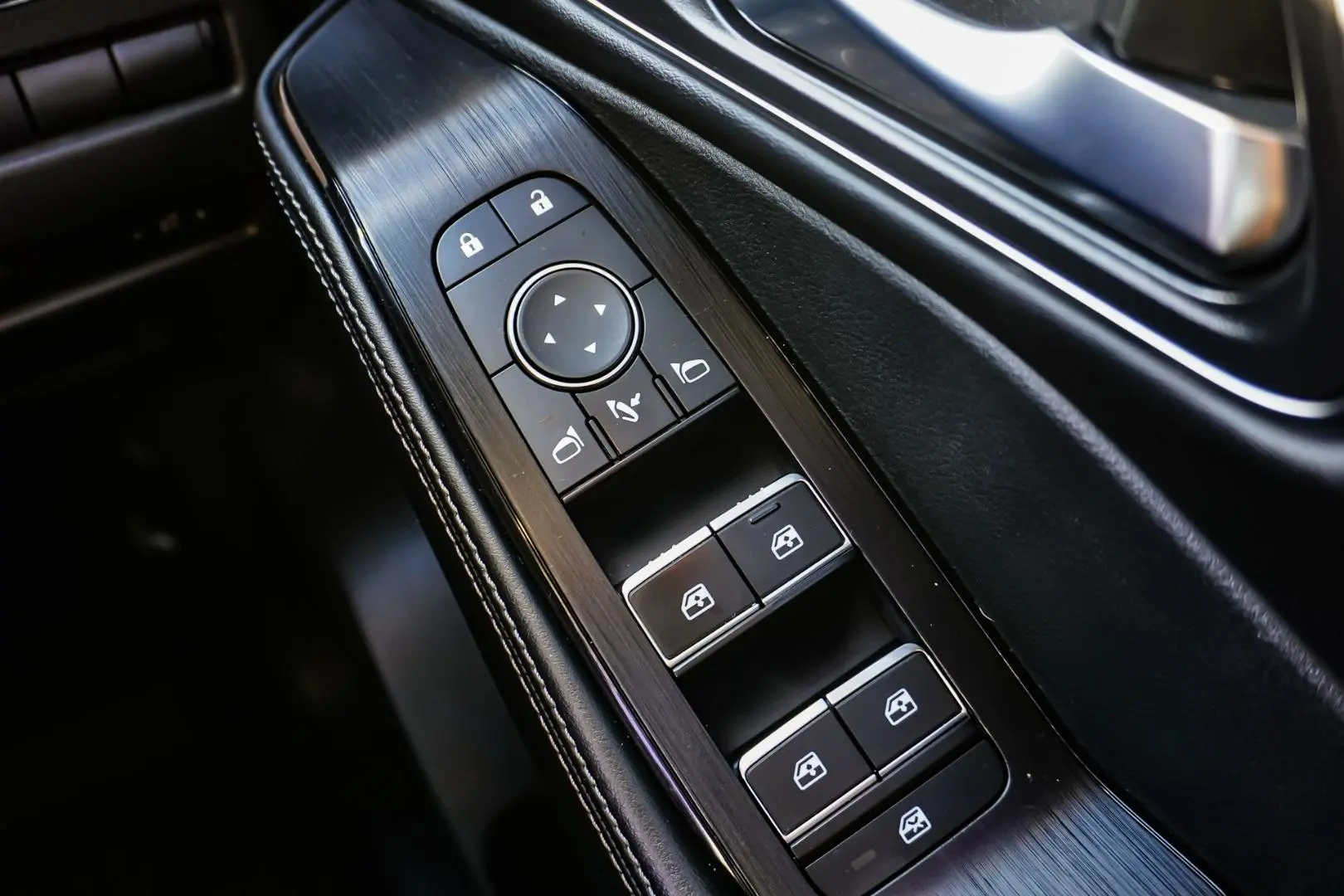 2023 Nissan X-TRAIL Gallery Image 27