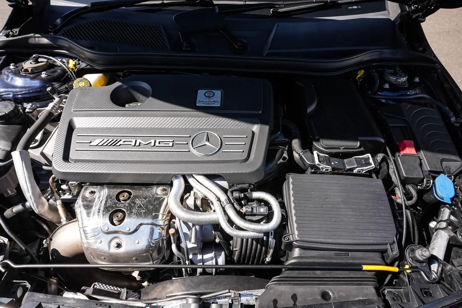 2016 Mercedes-Benz CLA-Class Gallery Image 24