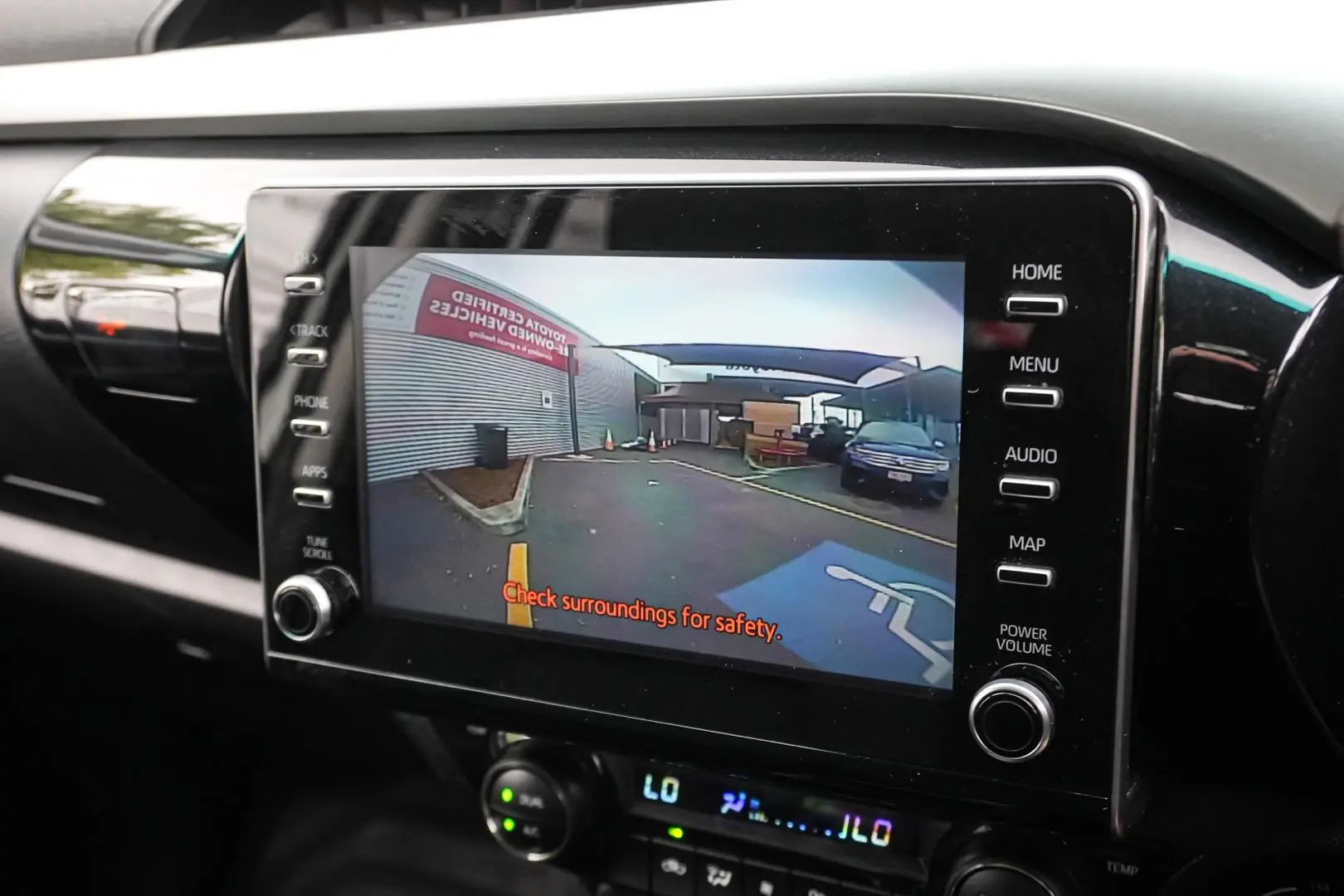 2022 Toyota Hilux Gallery Image 22