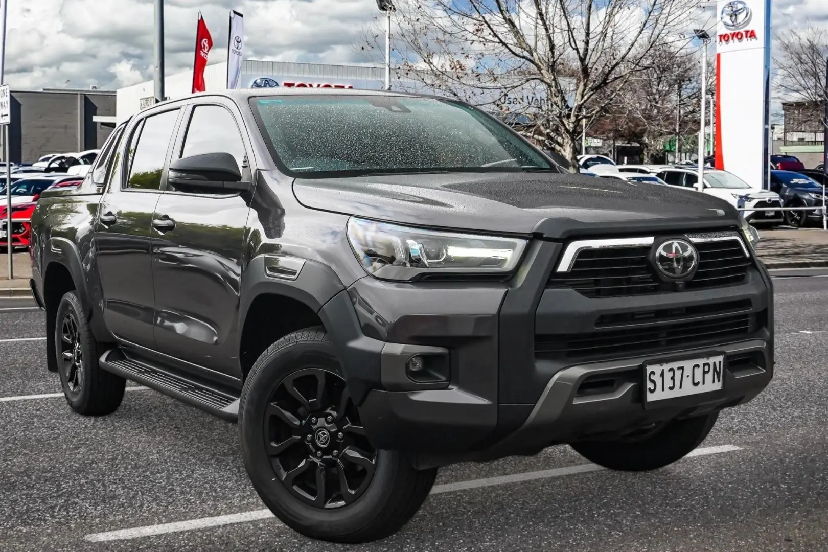 2022 Toyota Hilux Image