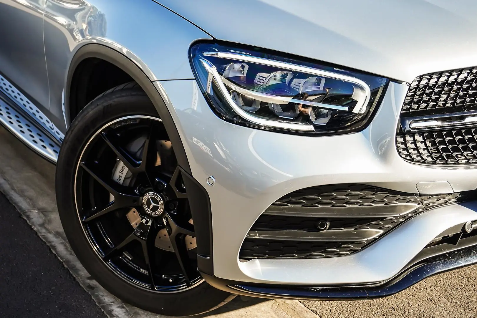 2022 Mercedes-Benz GLC-Class Gallery Image 11