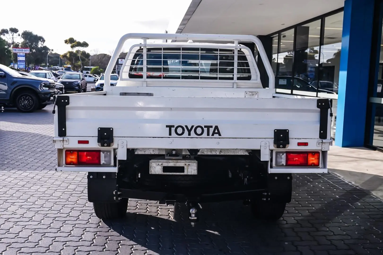 2021 Toyota Hilux Gallery Image 5