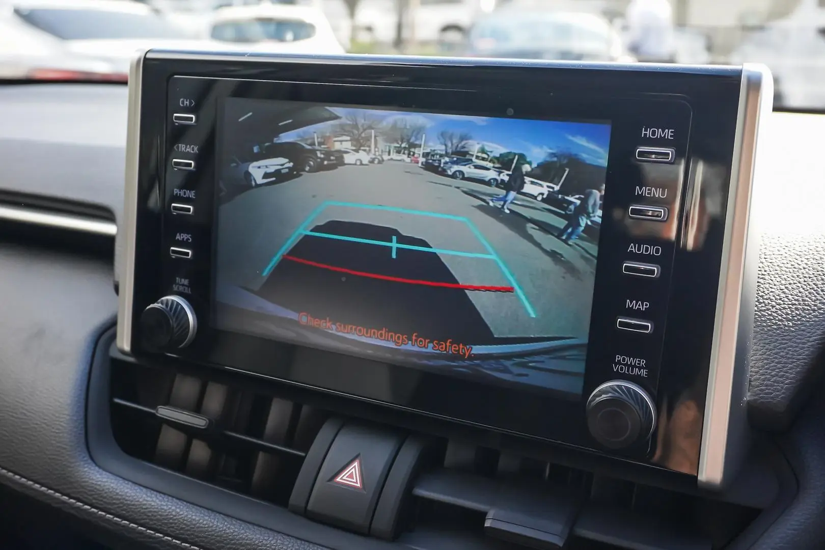 2020 Toyota RAV4 Gallery Image 24