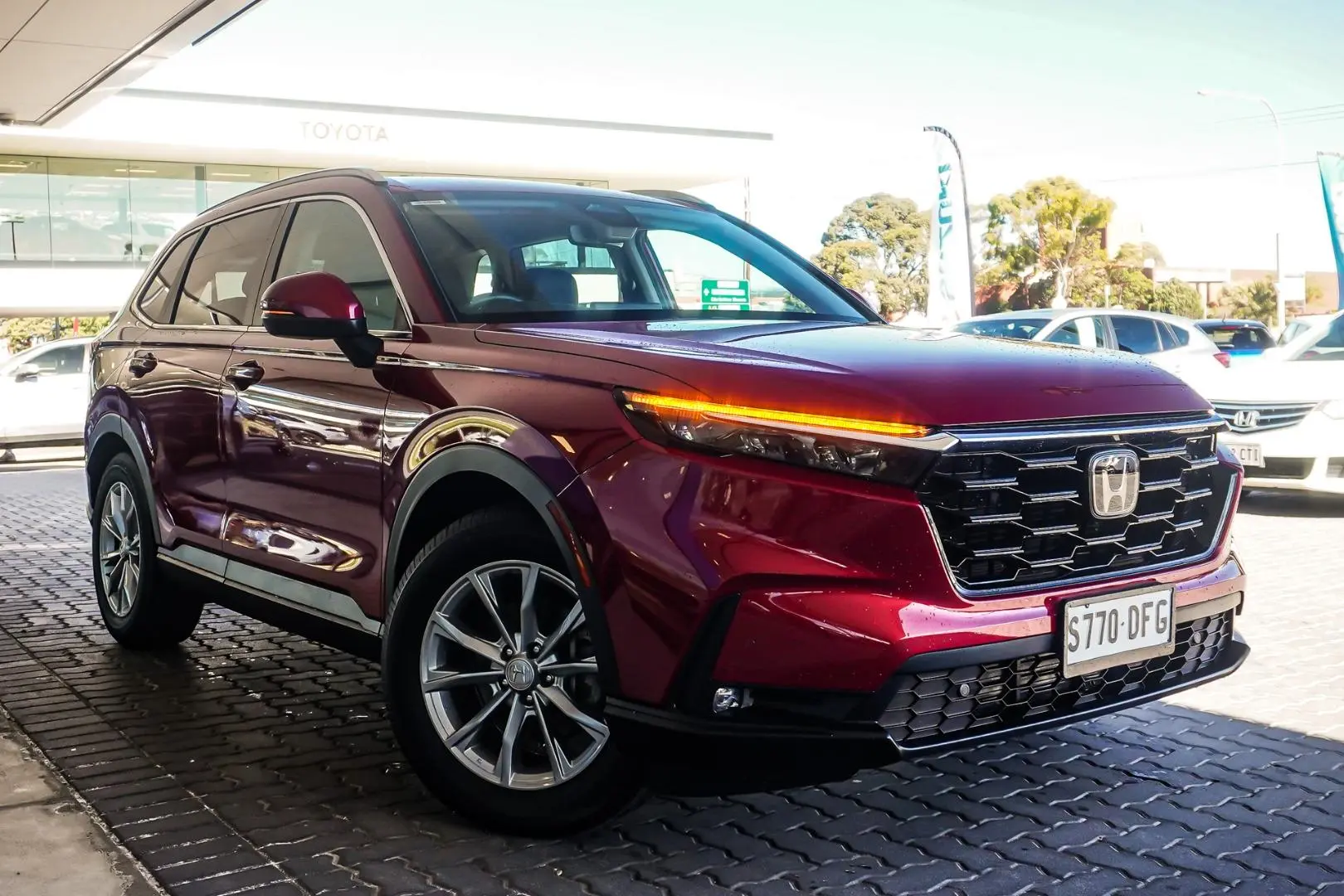 2023 Honda CR-V Gallery Image 2