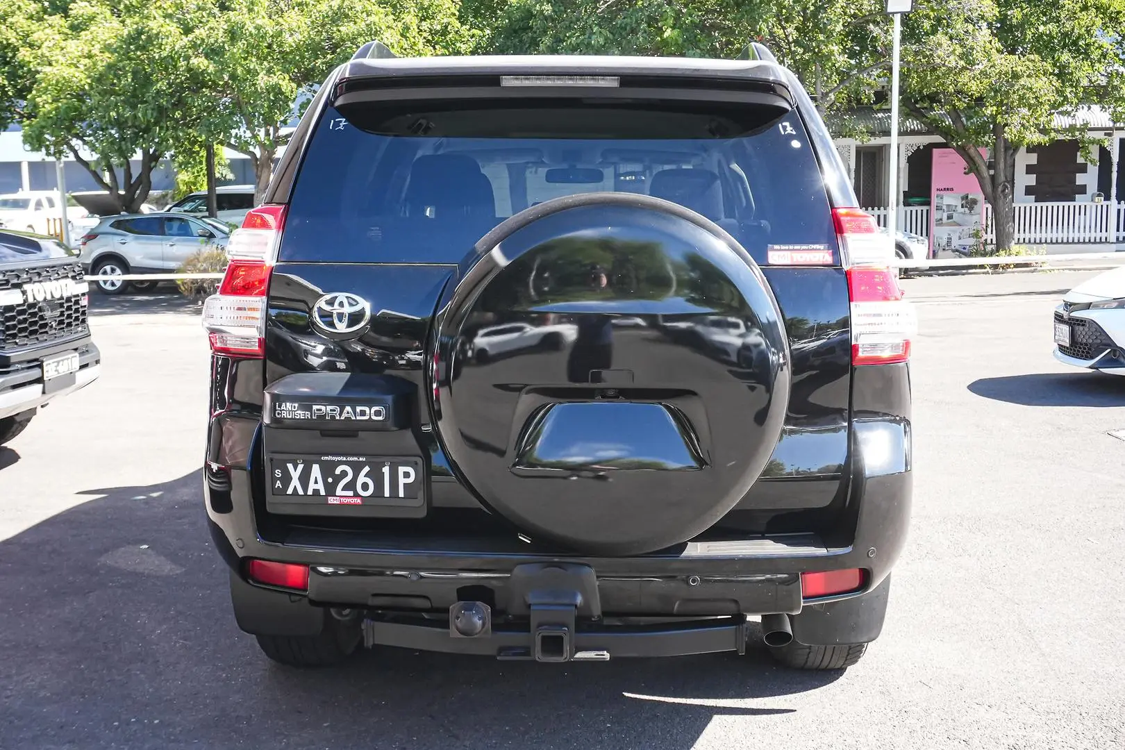 2016 Toyota Landcruiser Prado Gallery Image 6